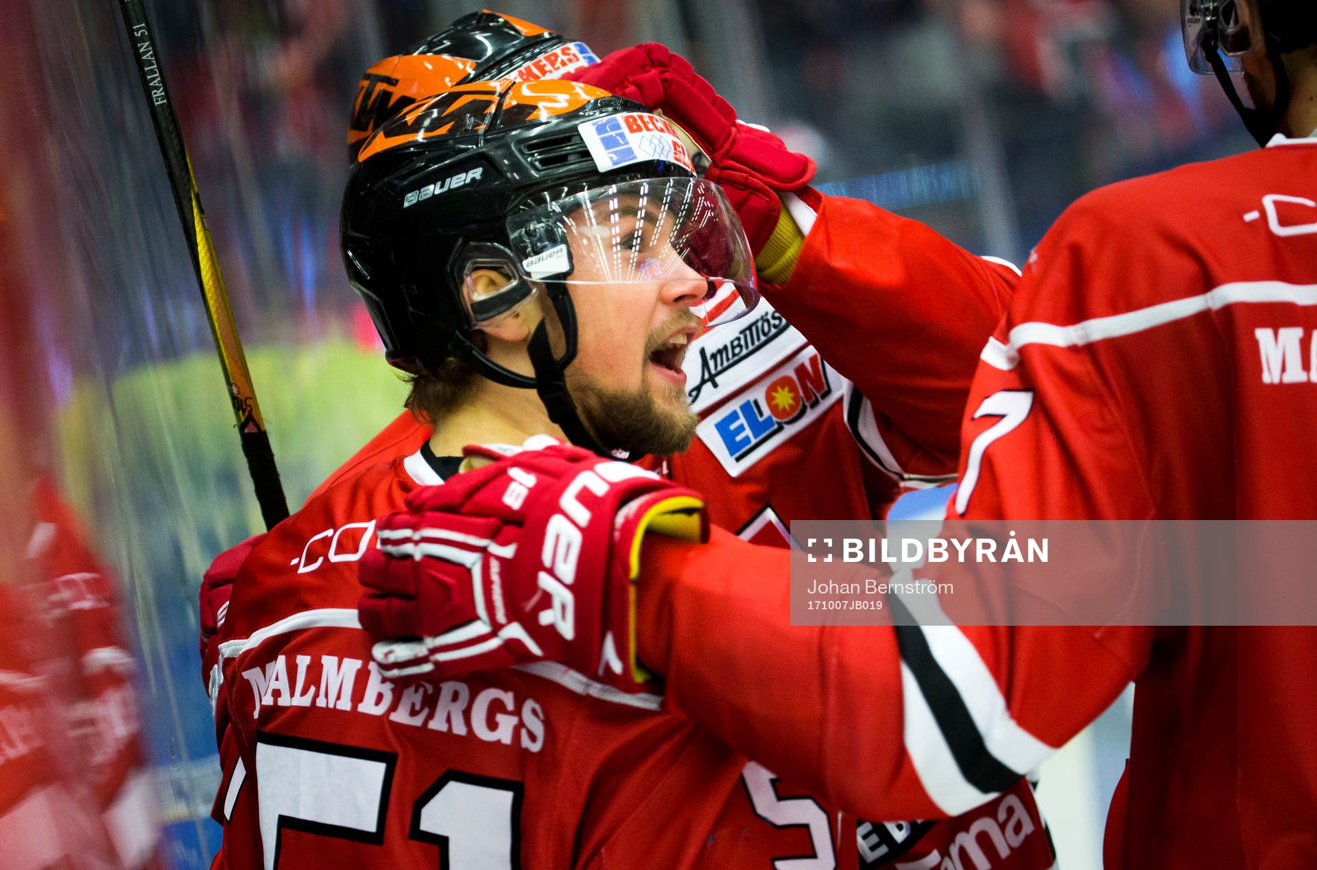 Örebros Gustav Franzén gör 1-0 och jublar