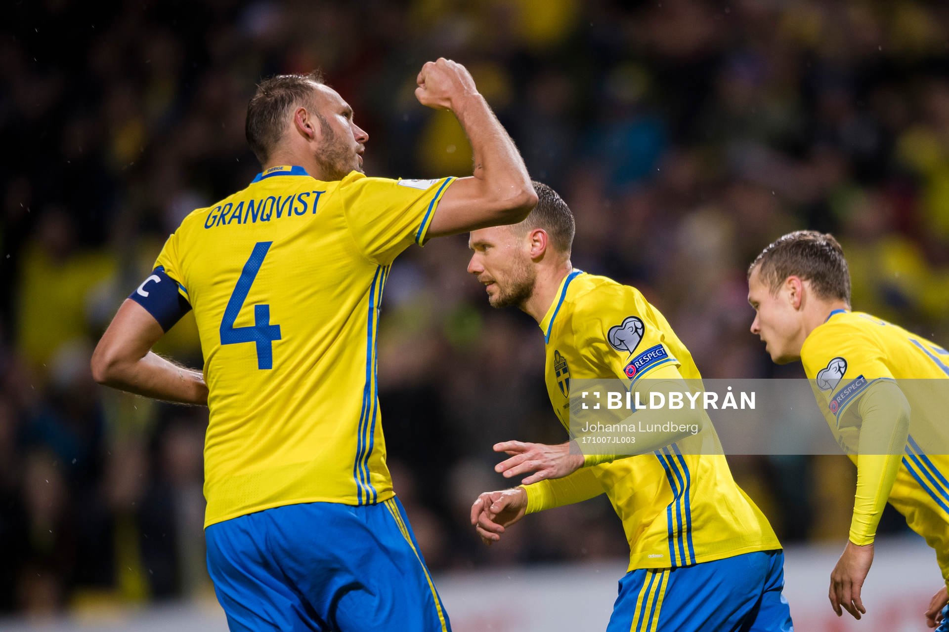 Sveriges Andreas Granqvist och Marcus Berg  jublar