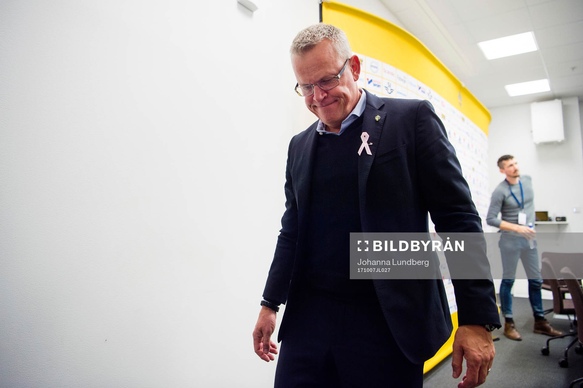 Sveriges förbundskapten Janne Andersson deltar i en
