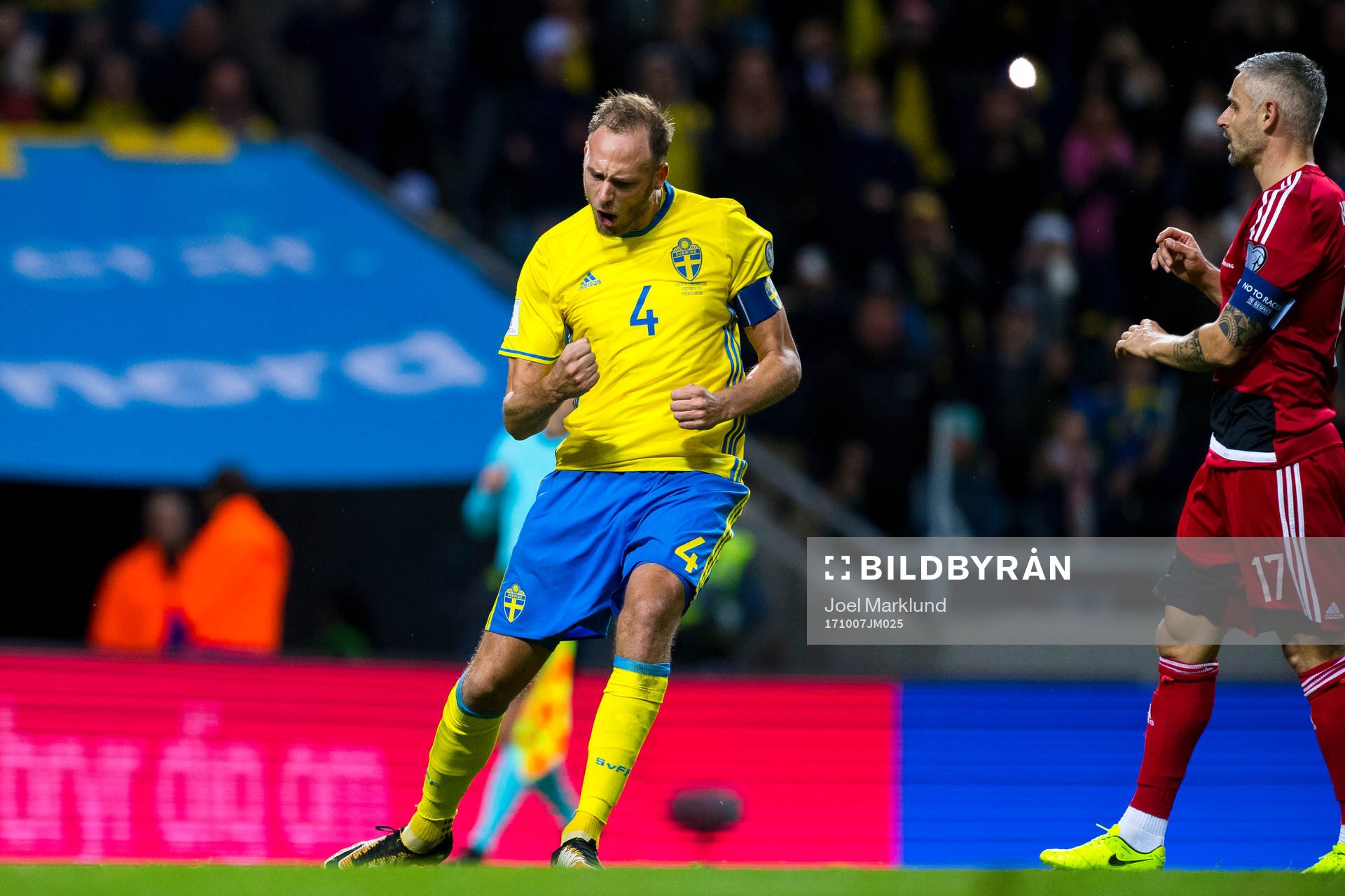 Sveriges Andreas Granqvist jublar