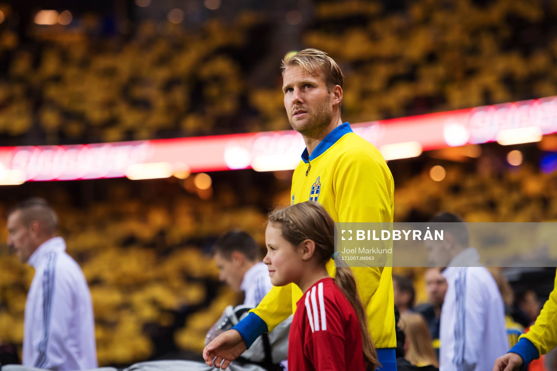 Sveriges Ola Toivonen gör entré till VM-kvalmatchen i