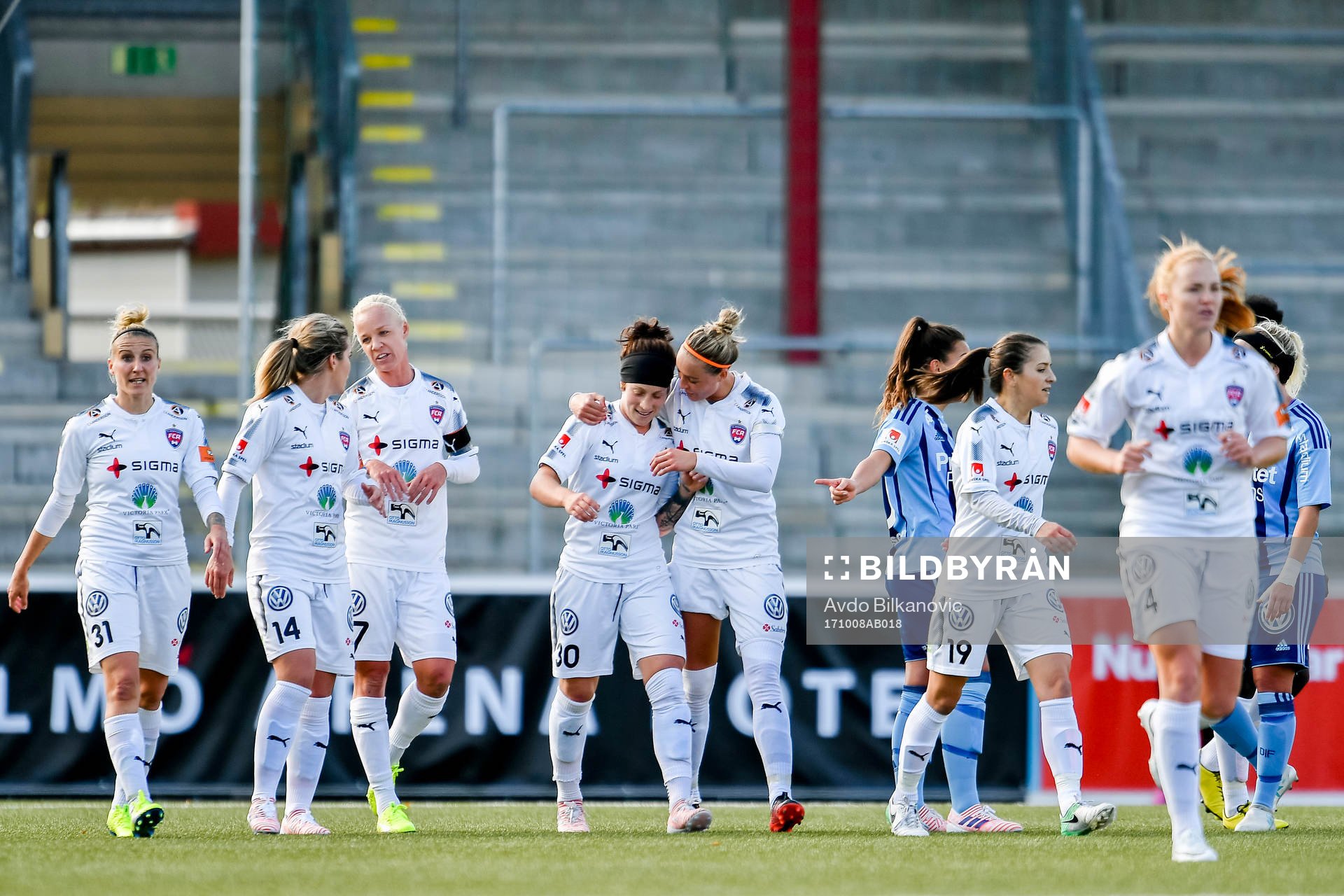 Rosengårds Ella Masar McLeod jublar