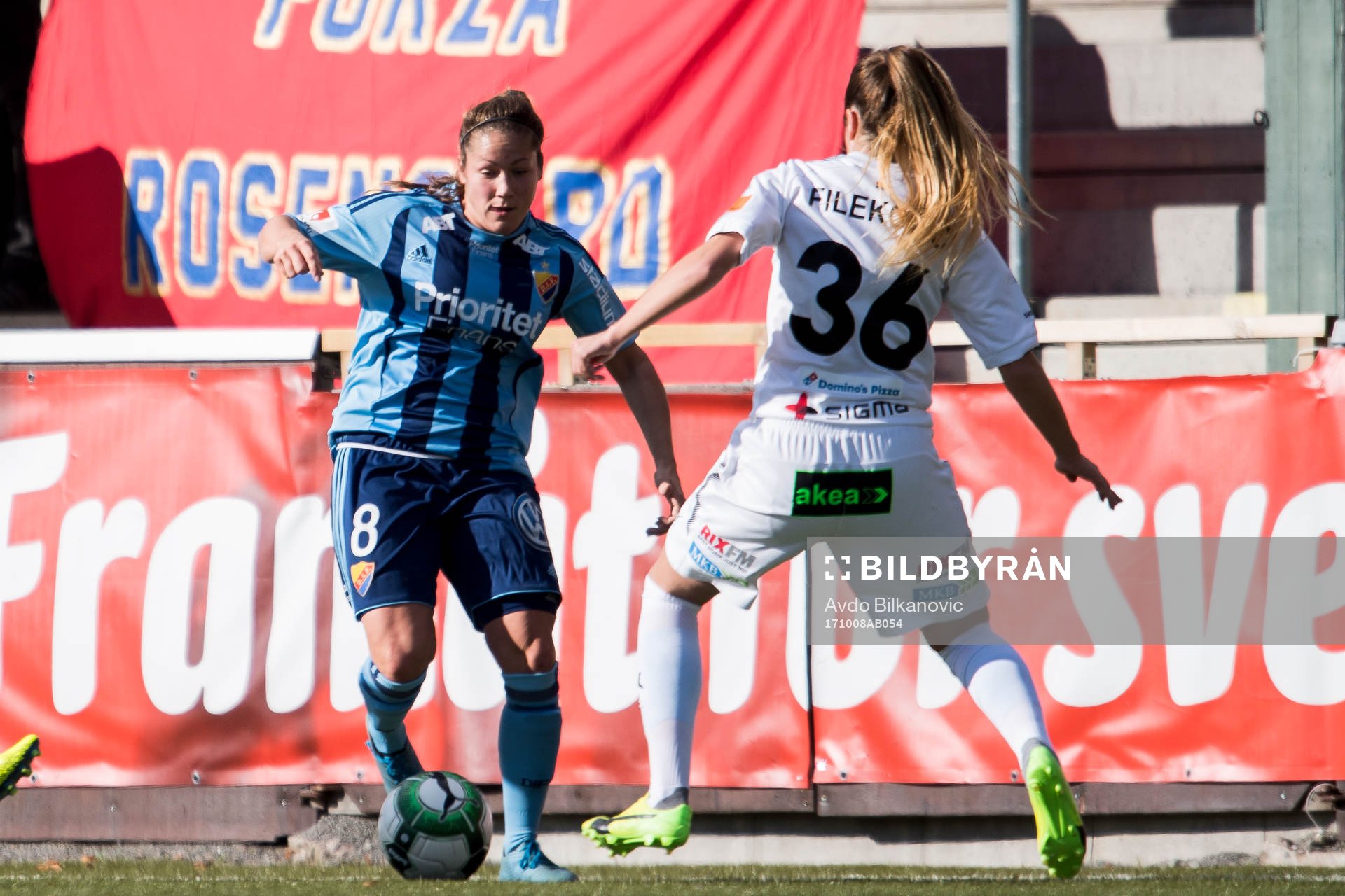 Djurgårdens Michelle Wörner och Rosengårds Edina
