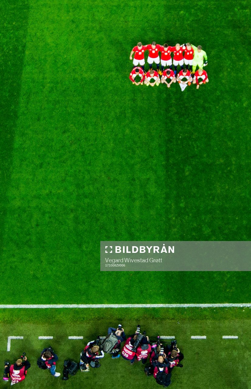 Norway pose for a team photo