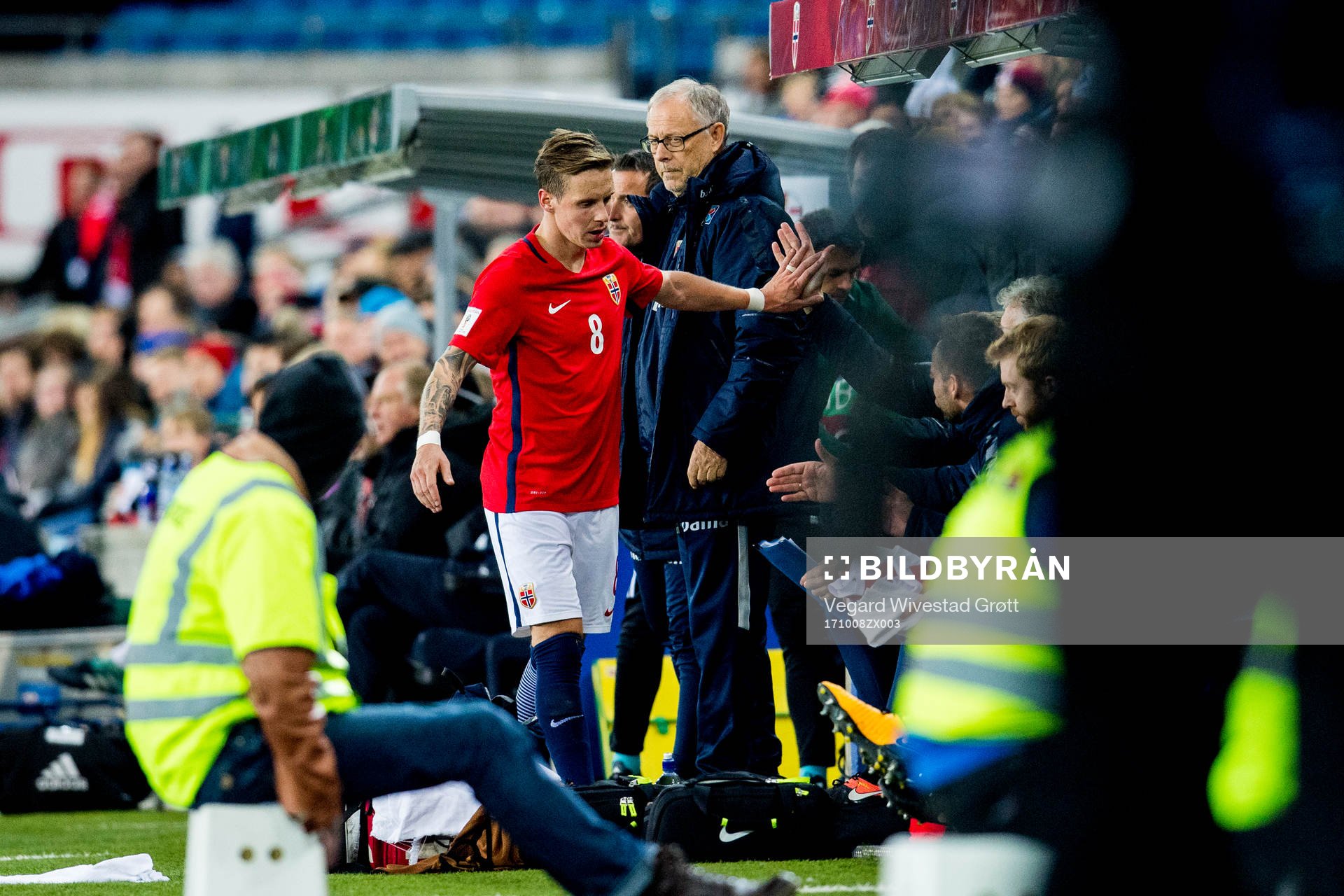 Stefan Johansen is substituted by Lars Lagerbäck, head