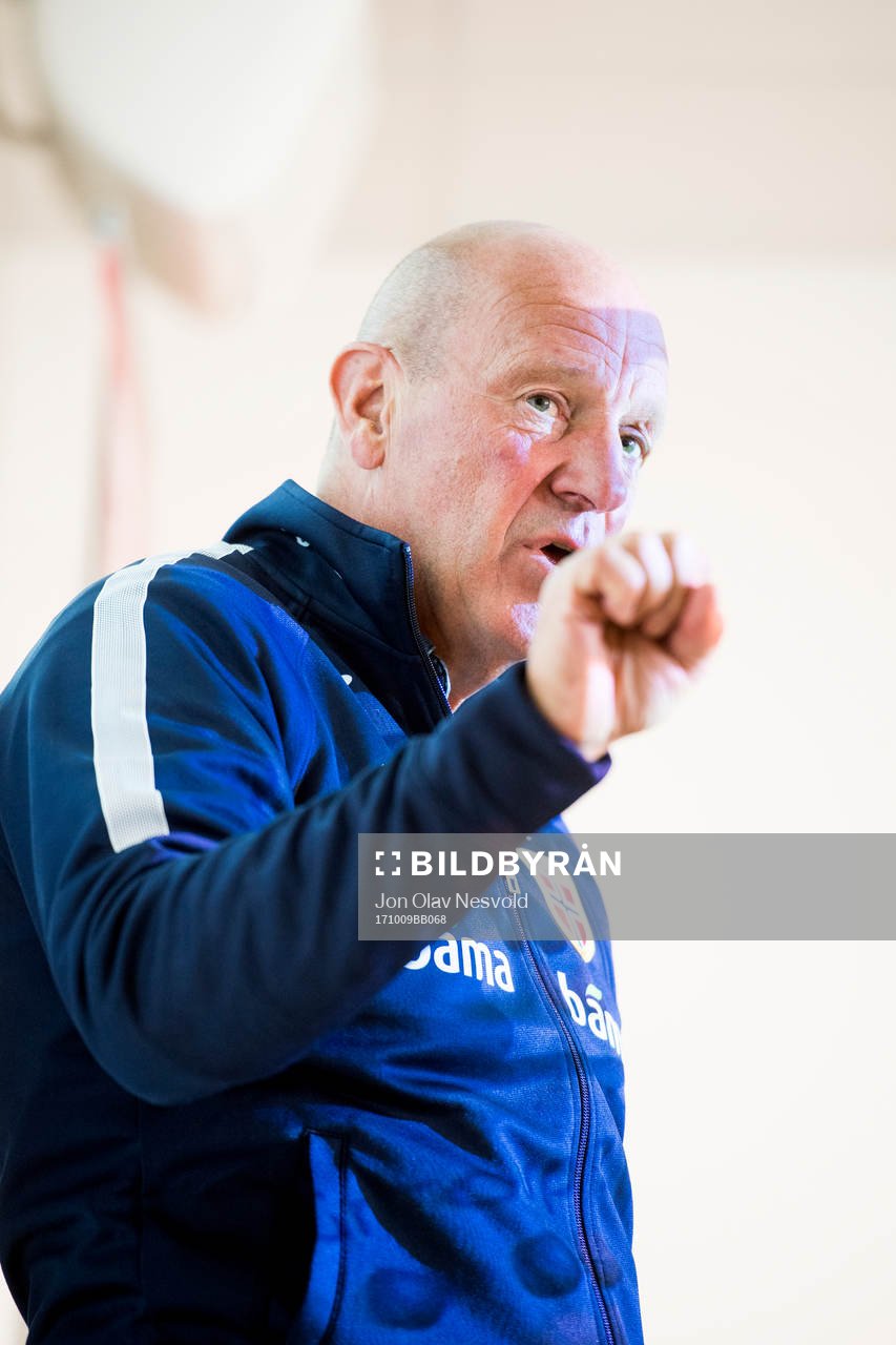Nils Johan Semb, Chief of elite football of the Norwegian