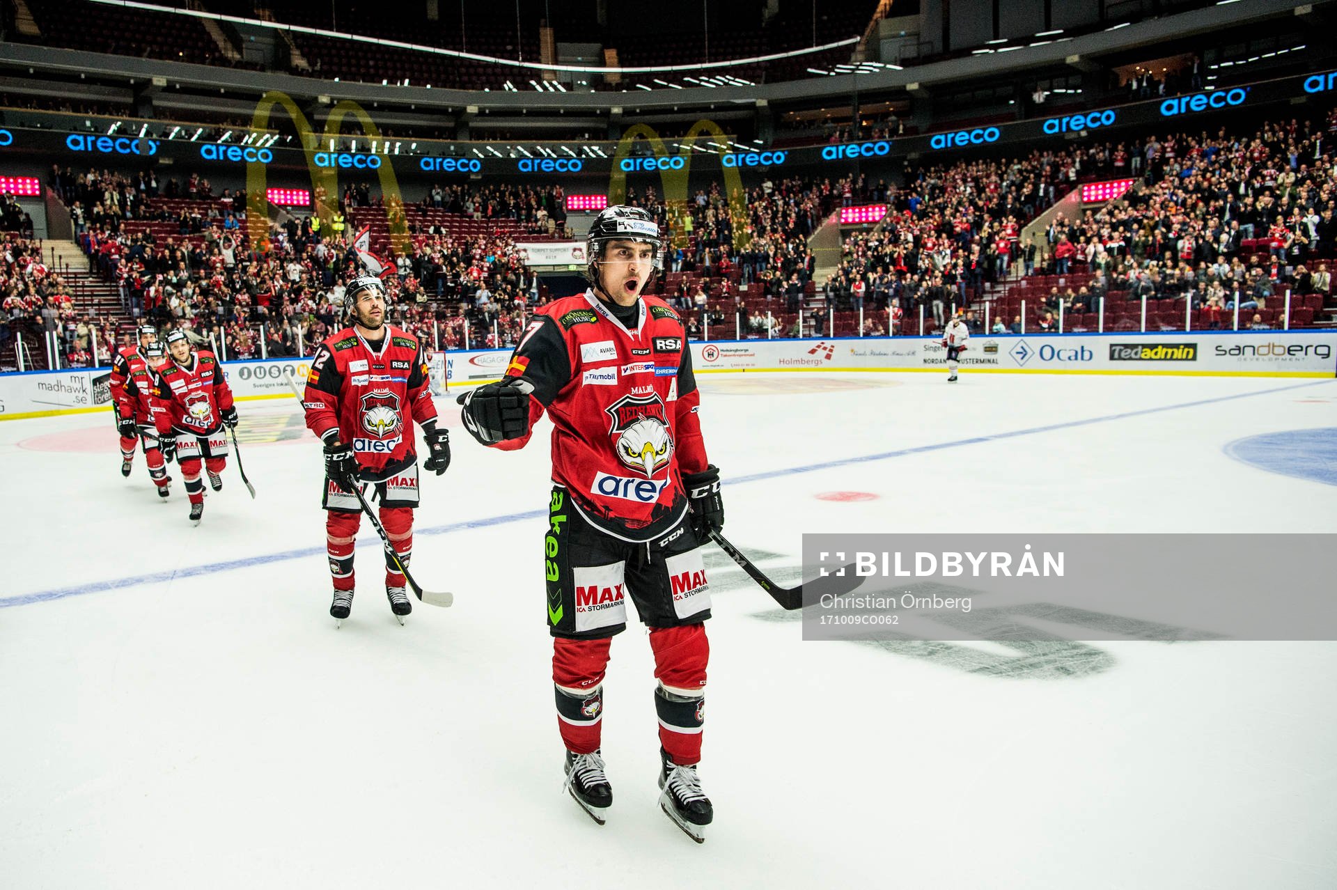 Malmö Redhawks Nils Andersson jublar