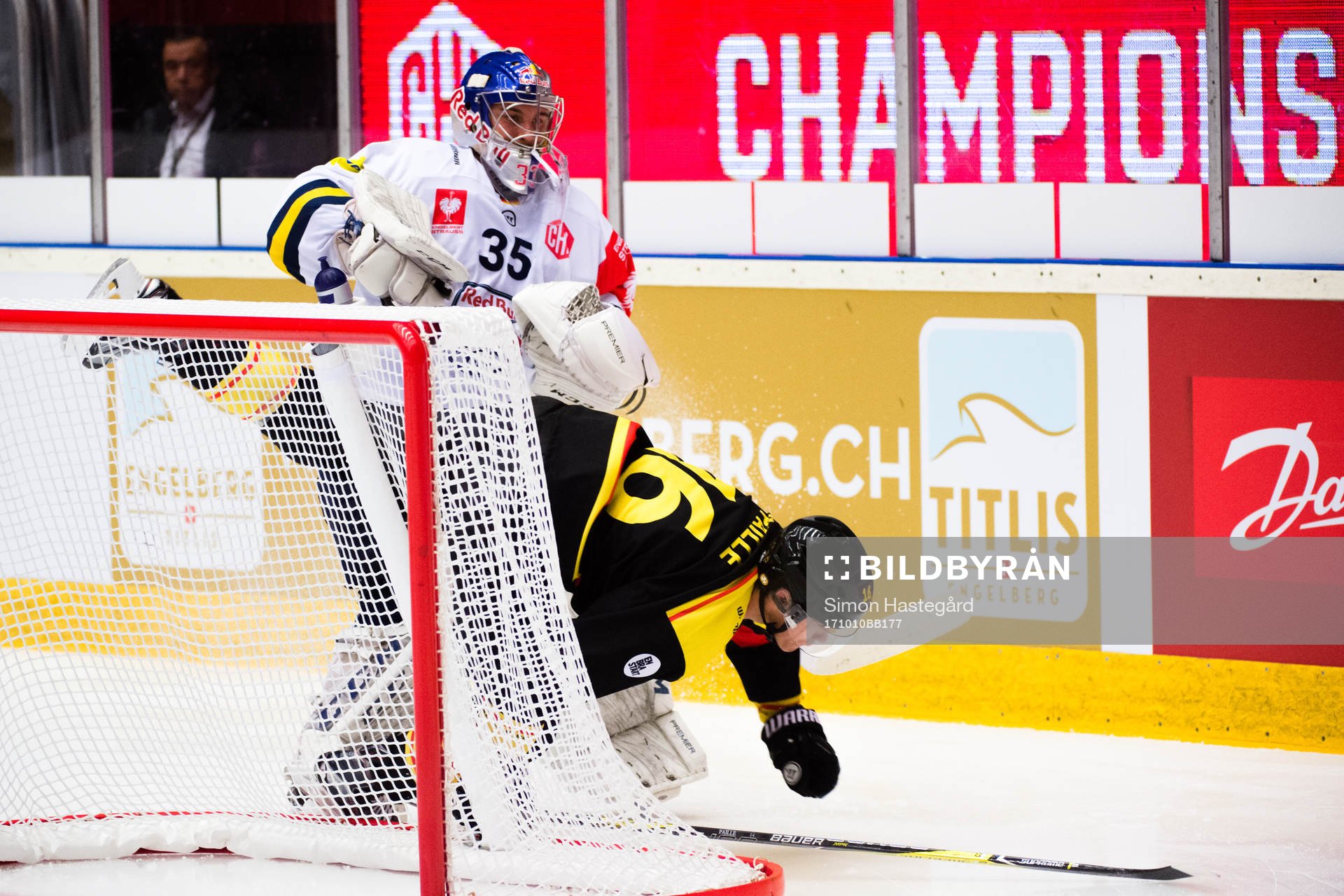 Daniel Paille of Brynäs collides with goalkeeper Kevin