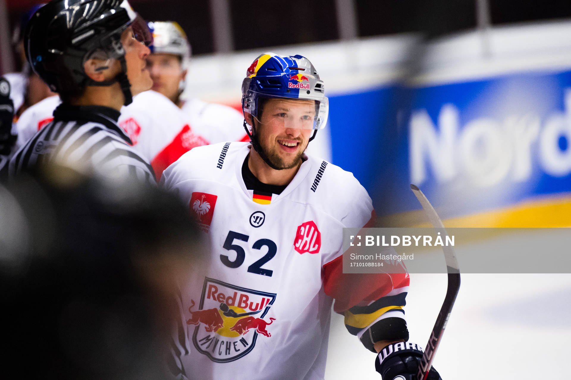 Patrick Hager of RB Munich celebrates the 2-1 goal