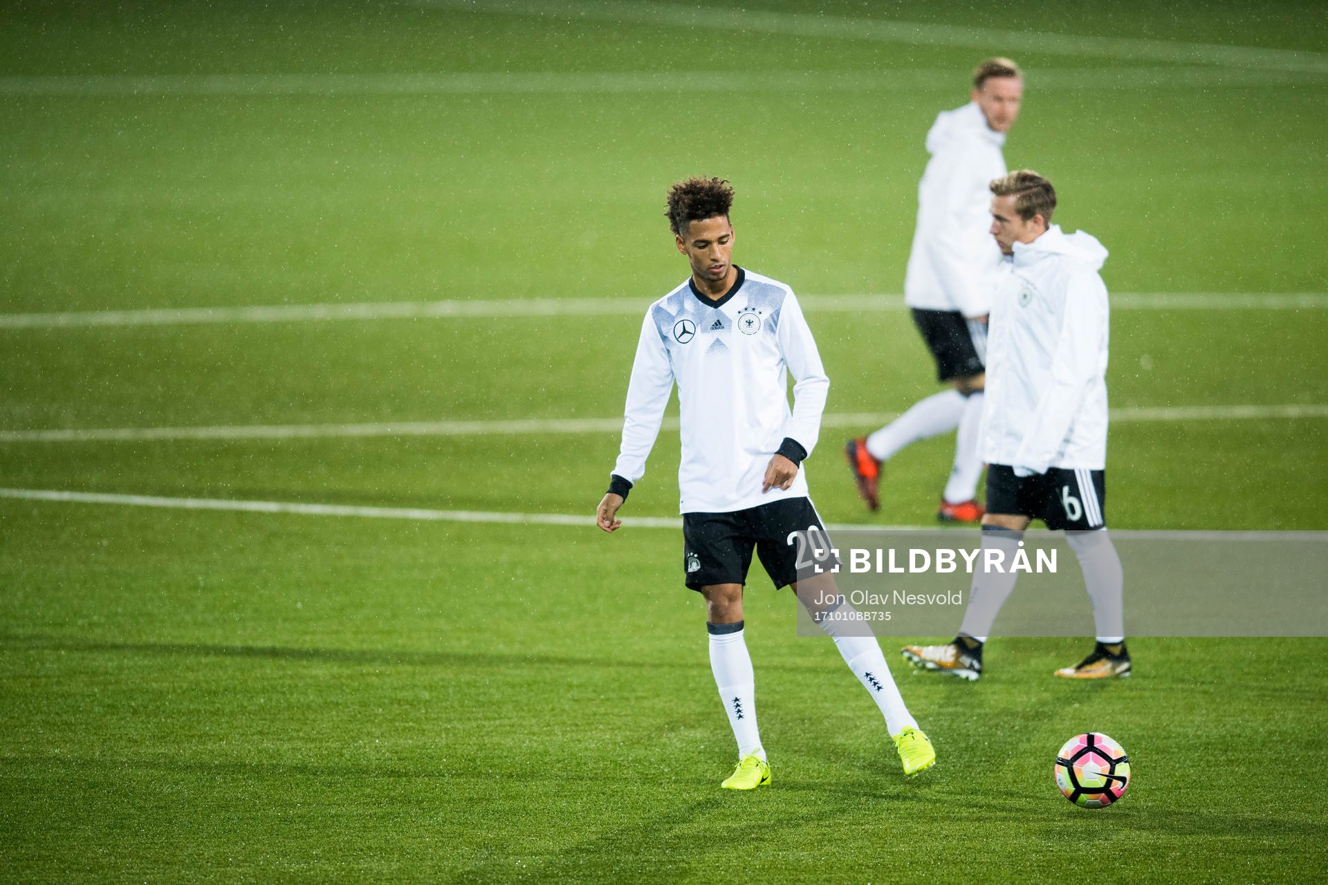 Thilo Kehrer and Waldemar Anton of Germany during the UEFA European Under-21 Qualifier match between Norway and Germany on October 10, 2017 in Drammen.