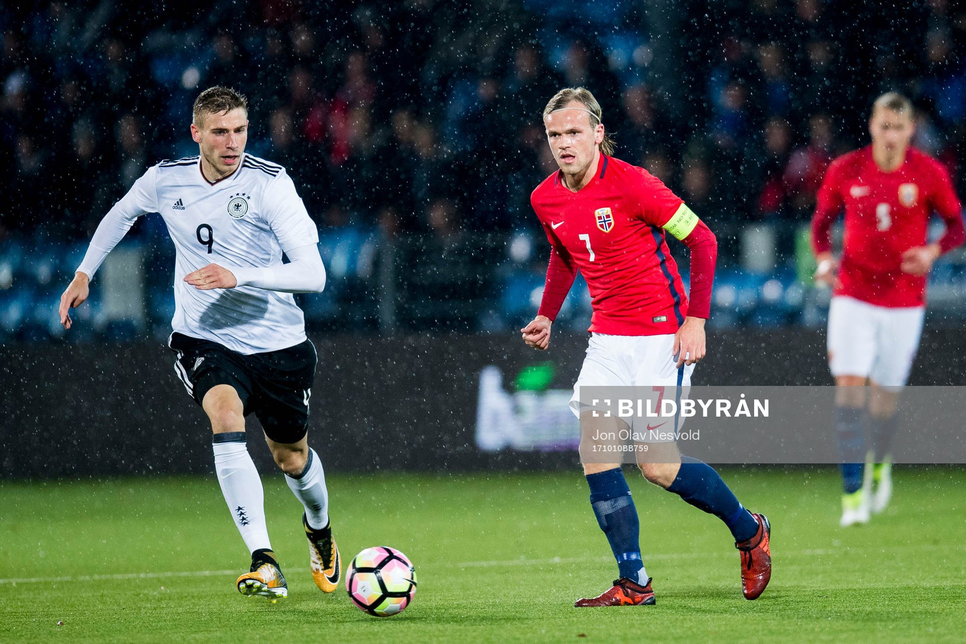 Felix Platte of Germany and Iver Fossum of Norway during the UEFA European Under-21 Qualifier match between Norway and Germany on October 10, 2017 in Drammen.