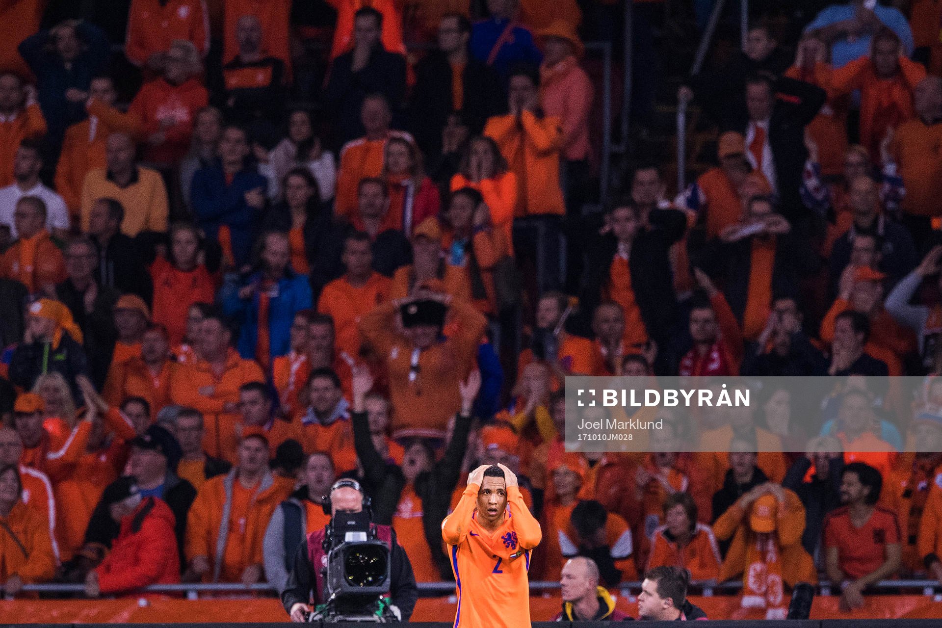 Hollands Kenny Tete deppar