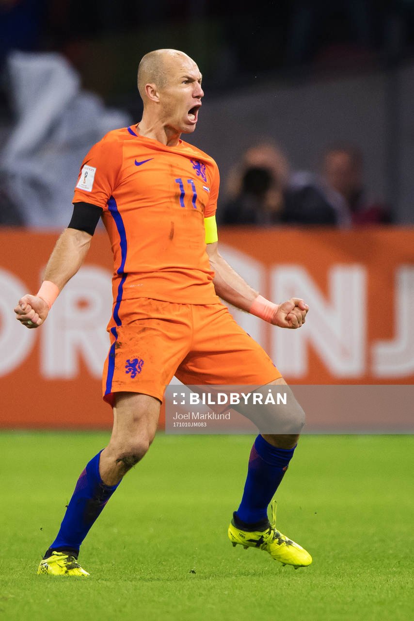 Hollands Arjen Robben jublar
