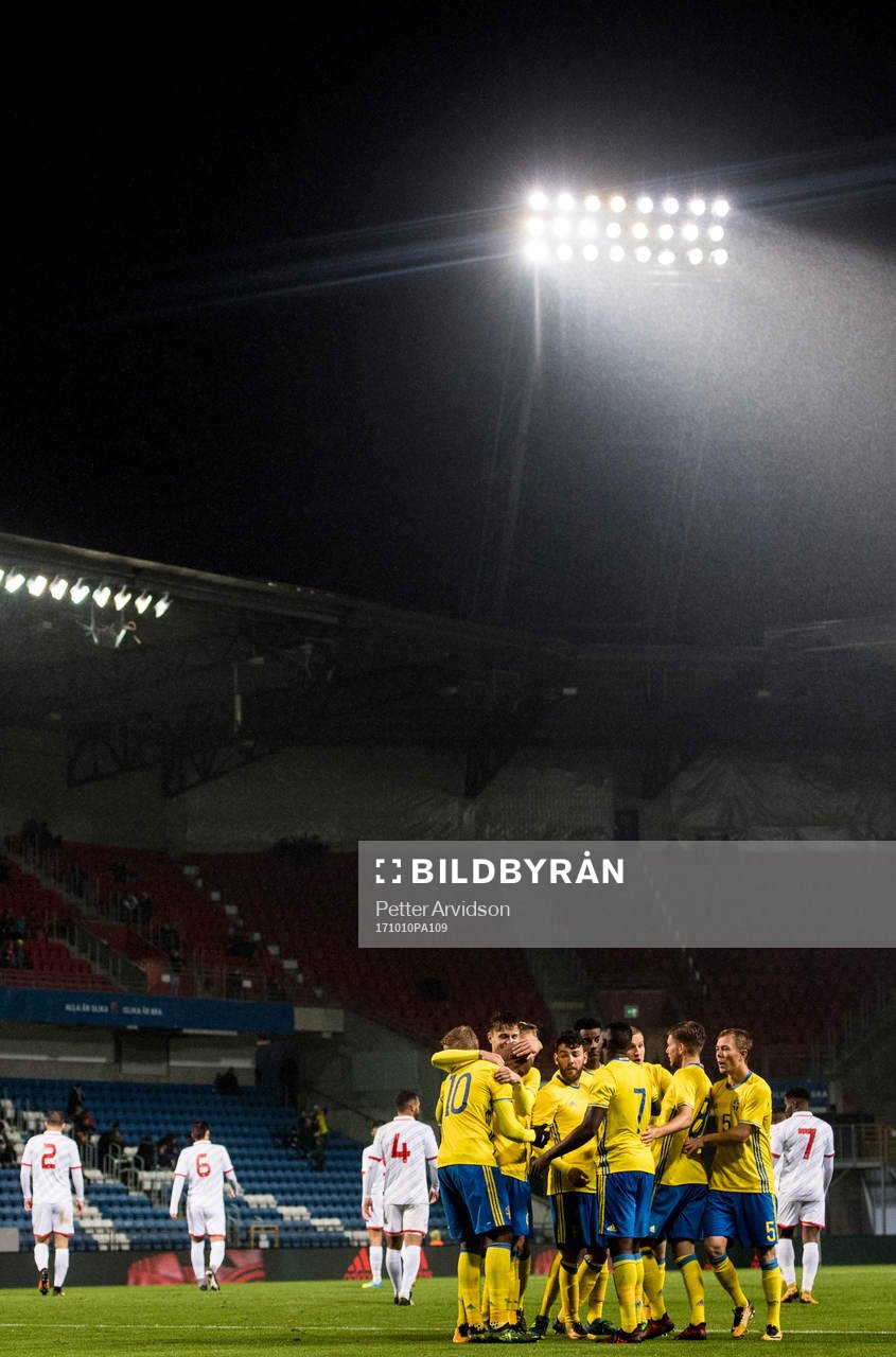 Sveriges spelare jublar