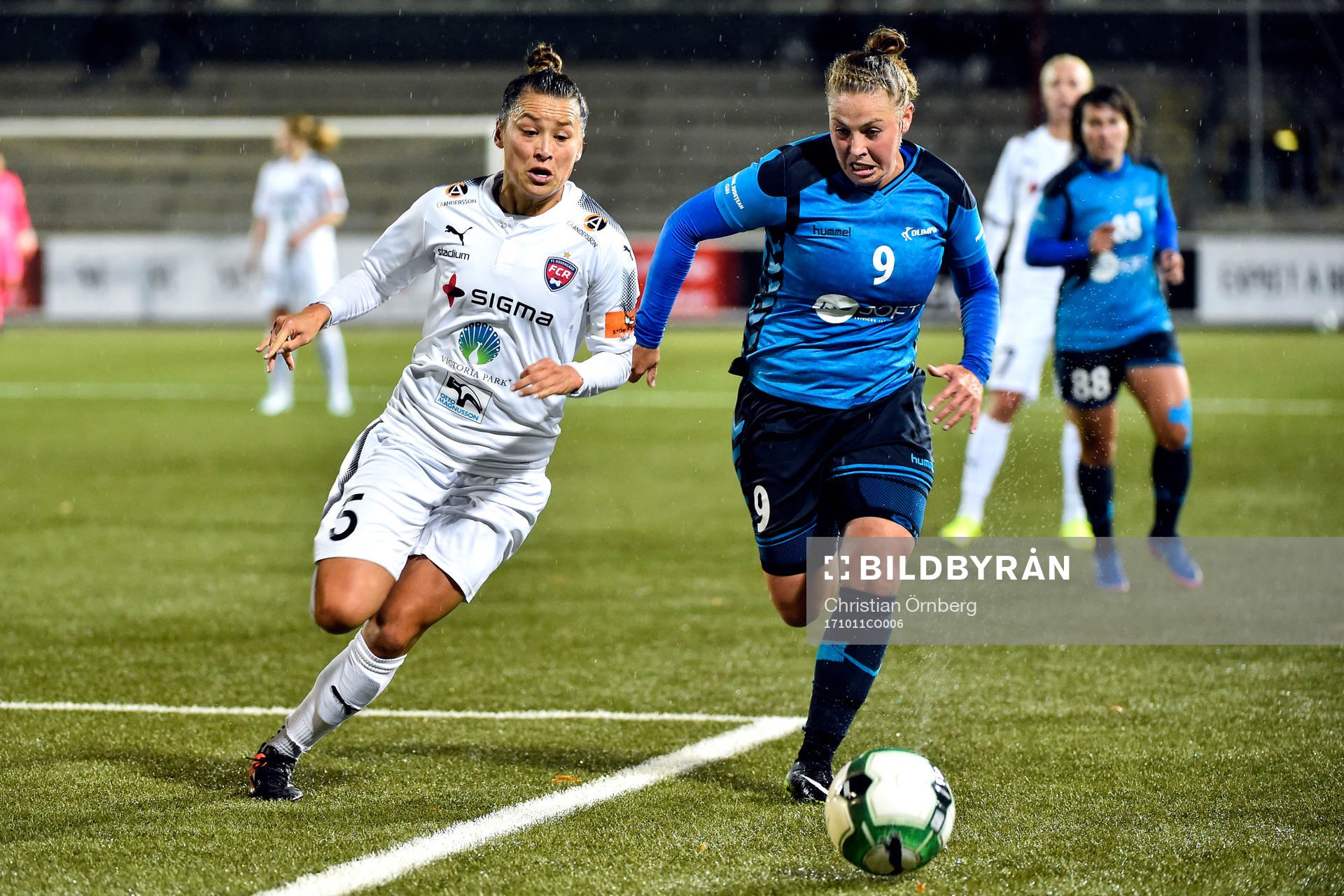 Rosengårds Alexandra Lowe Riley och Olimpia Clujs Mihaela
