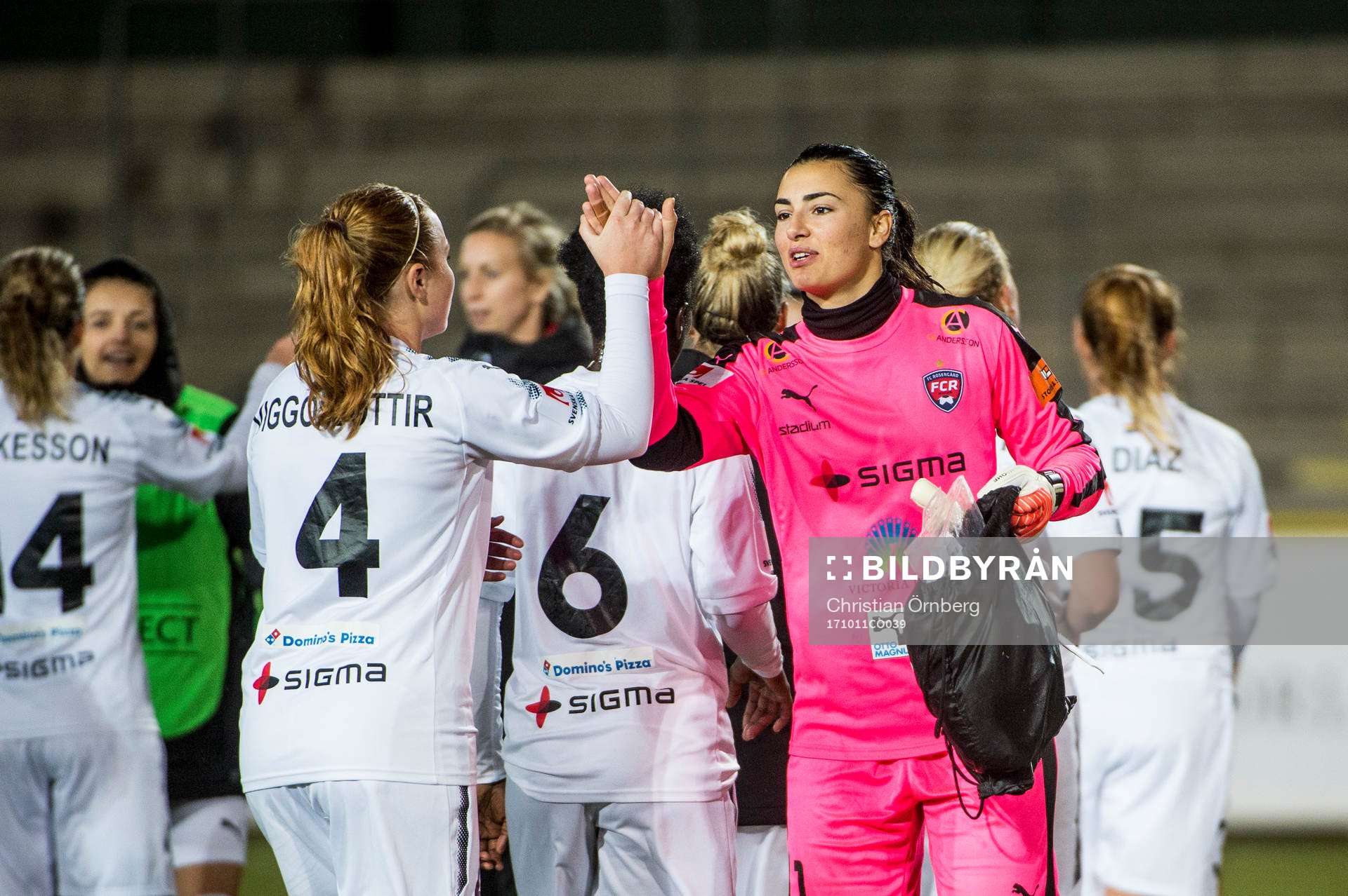 Rosengårds Glodis Perla Viggosdottir och målvakt Zecira