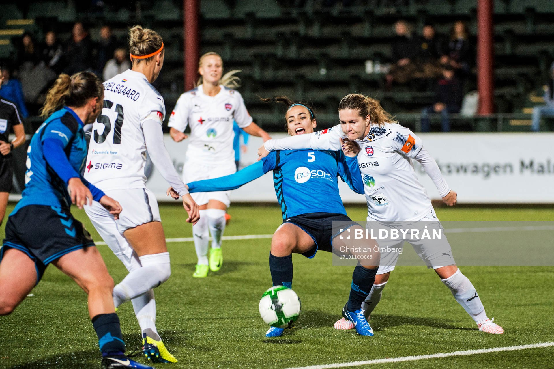 Olimpia Clujs Teodora Meluta mot Rosengårds Hanna Folkesson