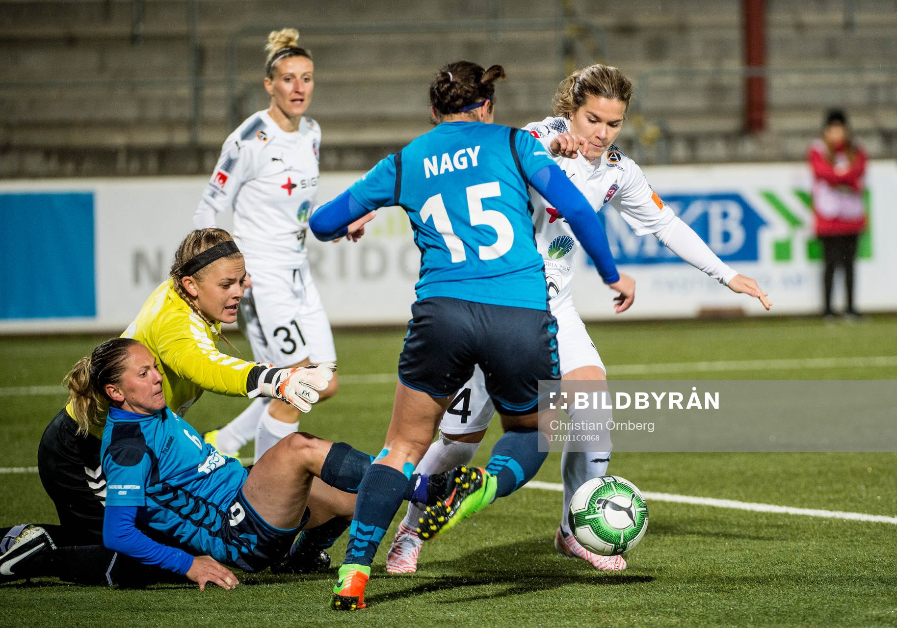 Rosengårds Hanna Folkesson och Anja Mittag mot Olimpia