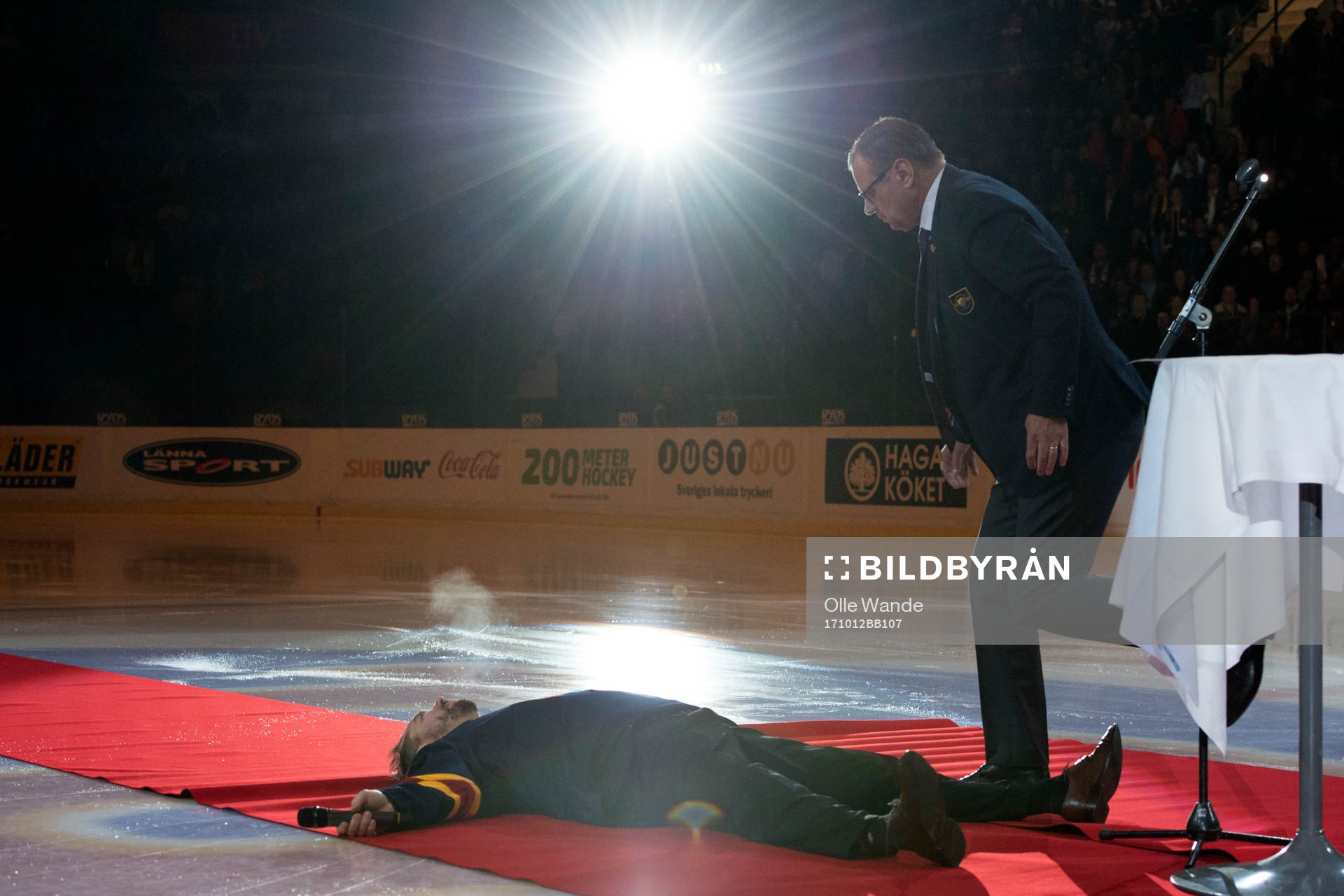 Djurgårdens Nichlas Falk svimmari samband med att hans