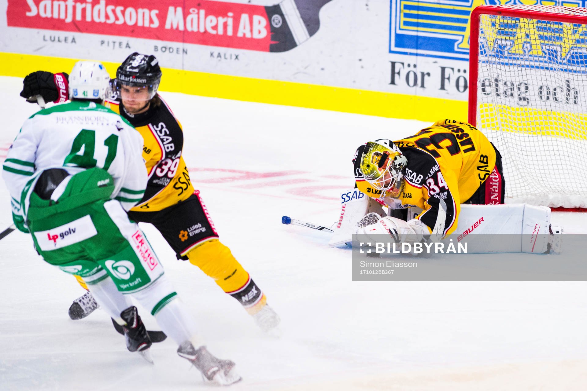 Rögles Daniel Widing (tv) och Luleås Pontus Själin