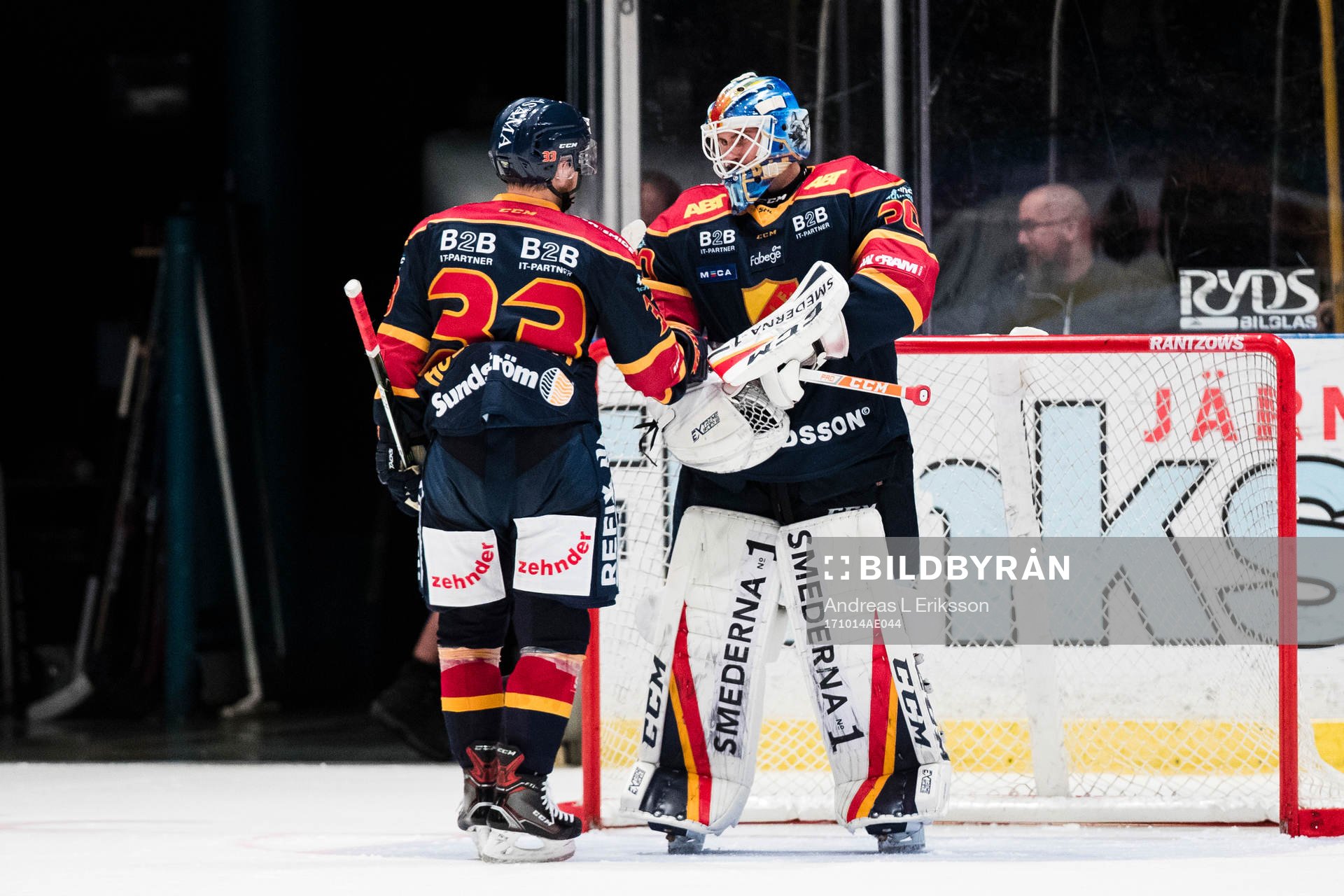 Djurgårdens Linus Hultström och målvakt Joacim Eriksson