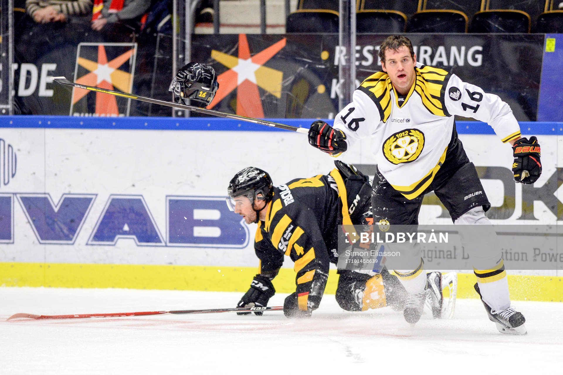 Skellefteås Bud Holloway och Brynäs Daniel Paille