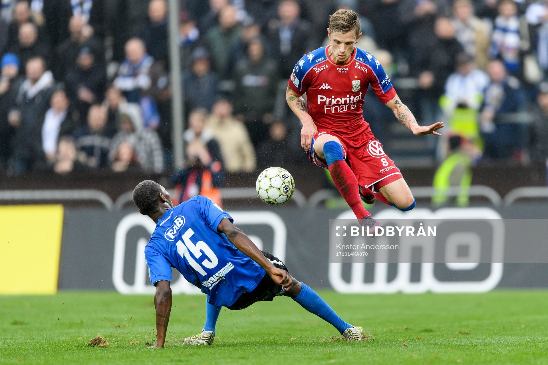 Halmstads Aboubakar Keita och IFK Göteborgs Sören Rieks
