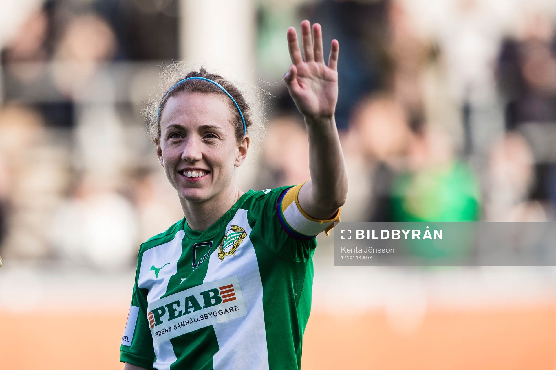 Hammarbys Olga Ekblom innan fotbollsmatchen i