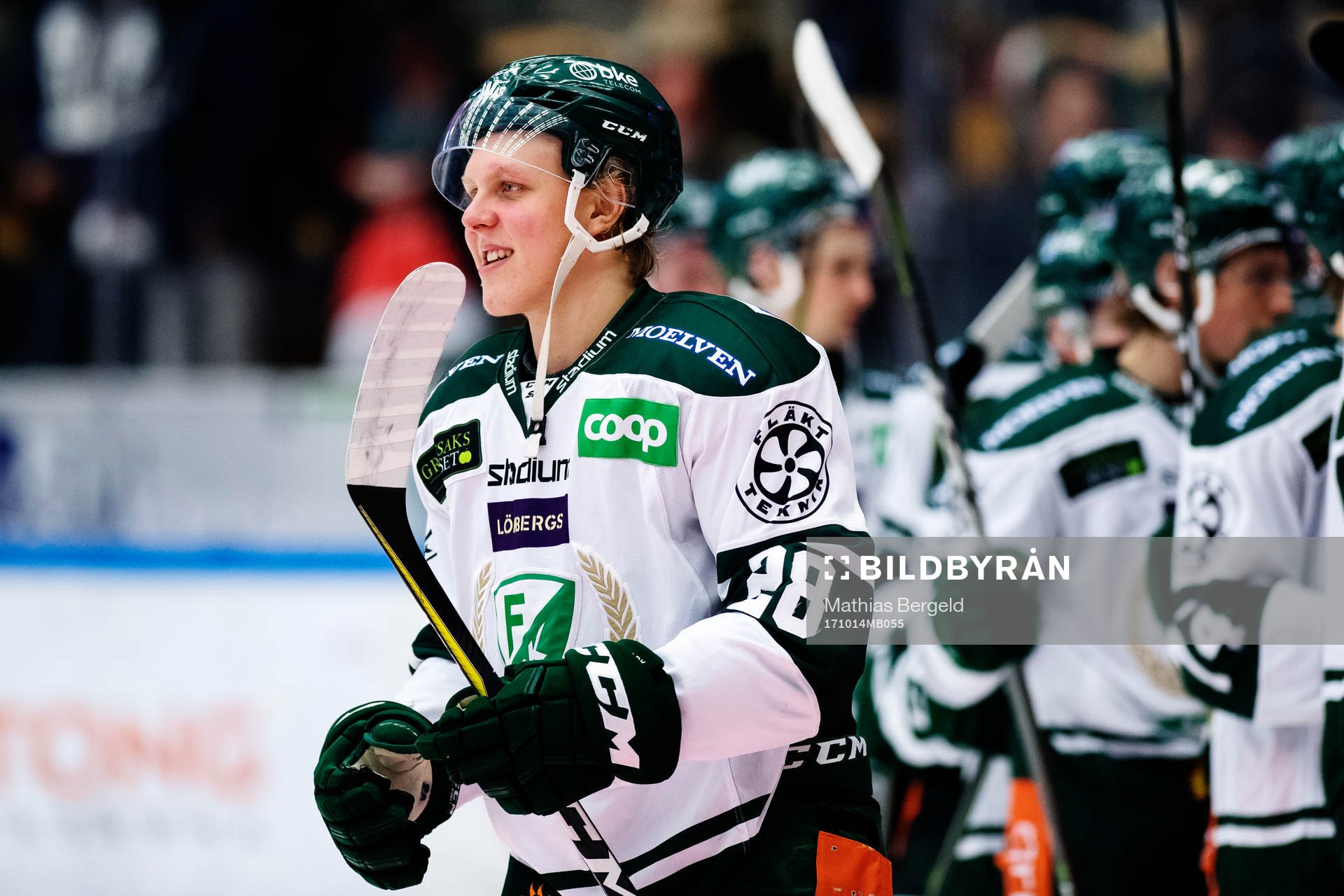 Färjestads Fabian Zetterlund jublar