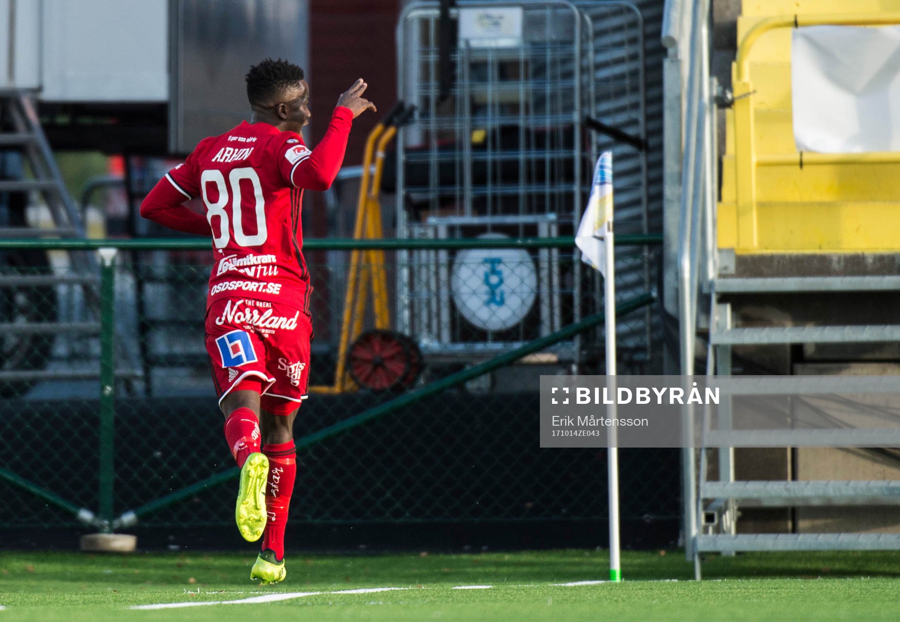 Östersunds Frank Arhin jublar