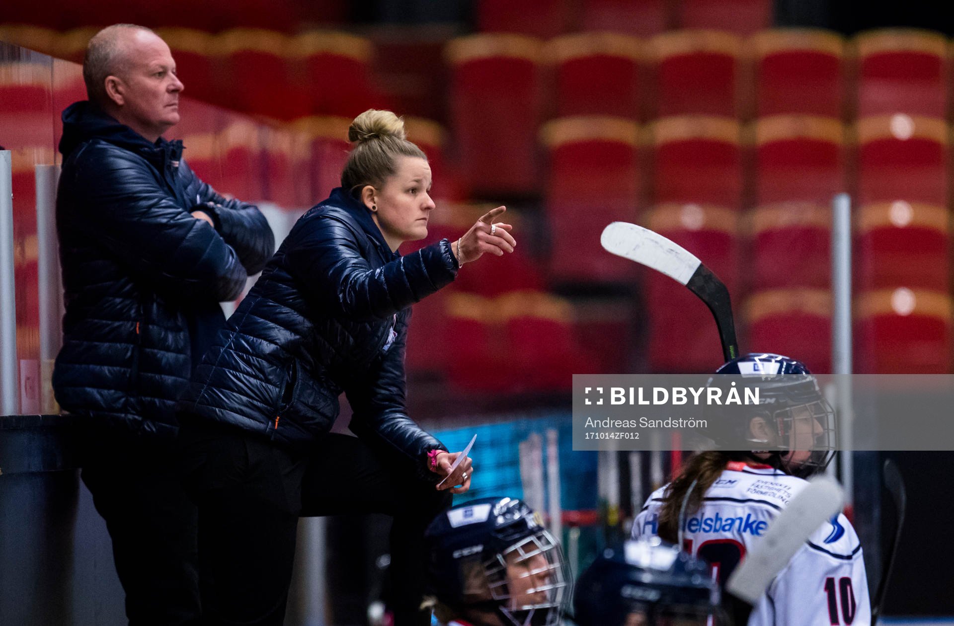 Linköpings tränare Madeleine Östling och assisterande