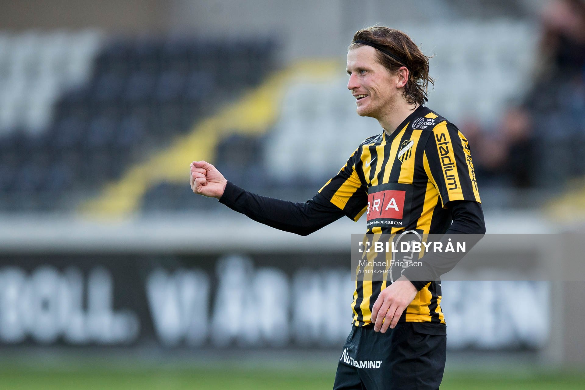 Häckens Erik Friberg jublar
