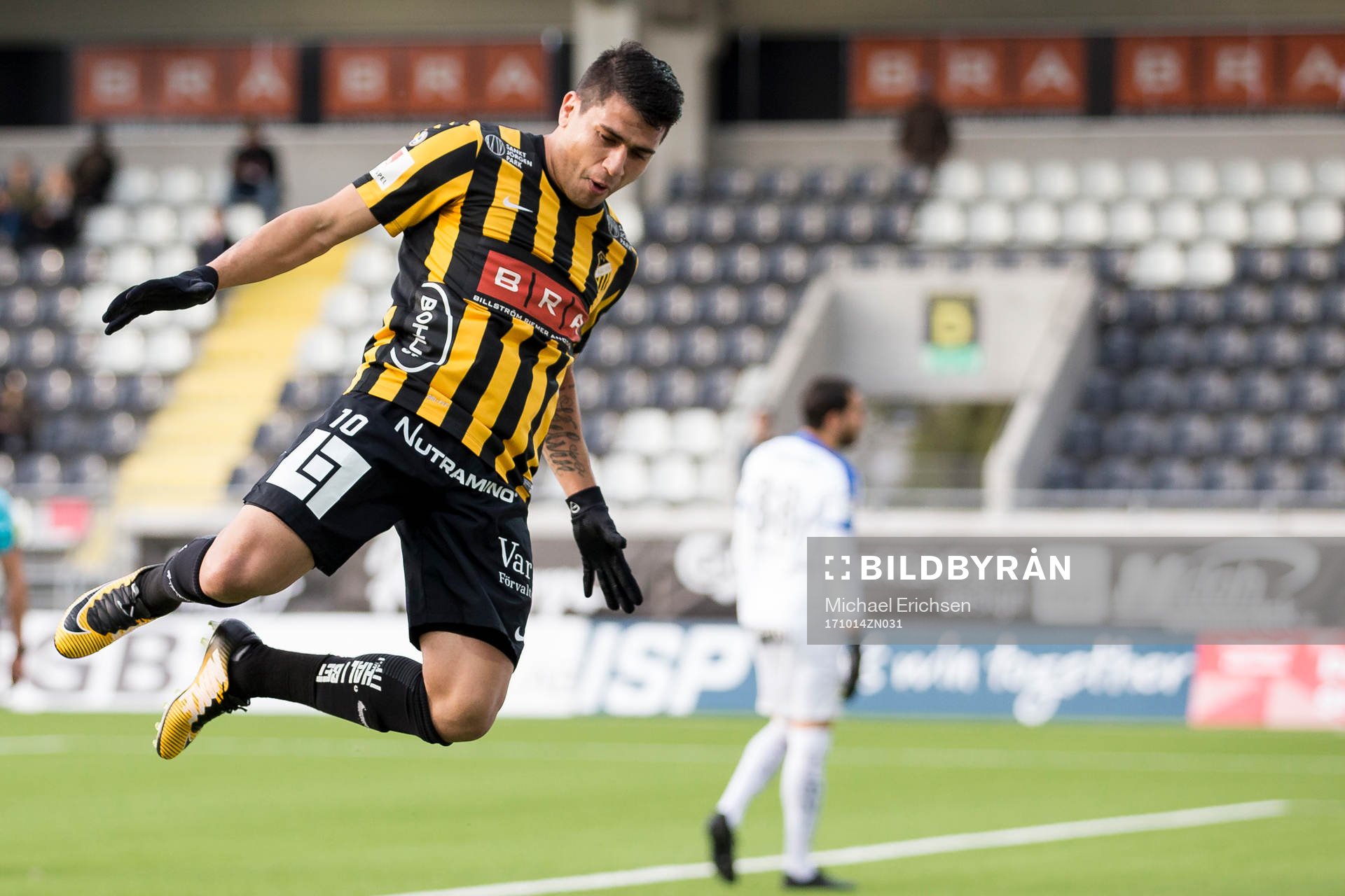 Häckens Paulinho jublar