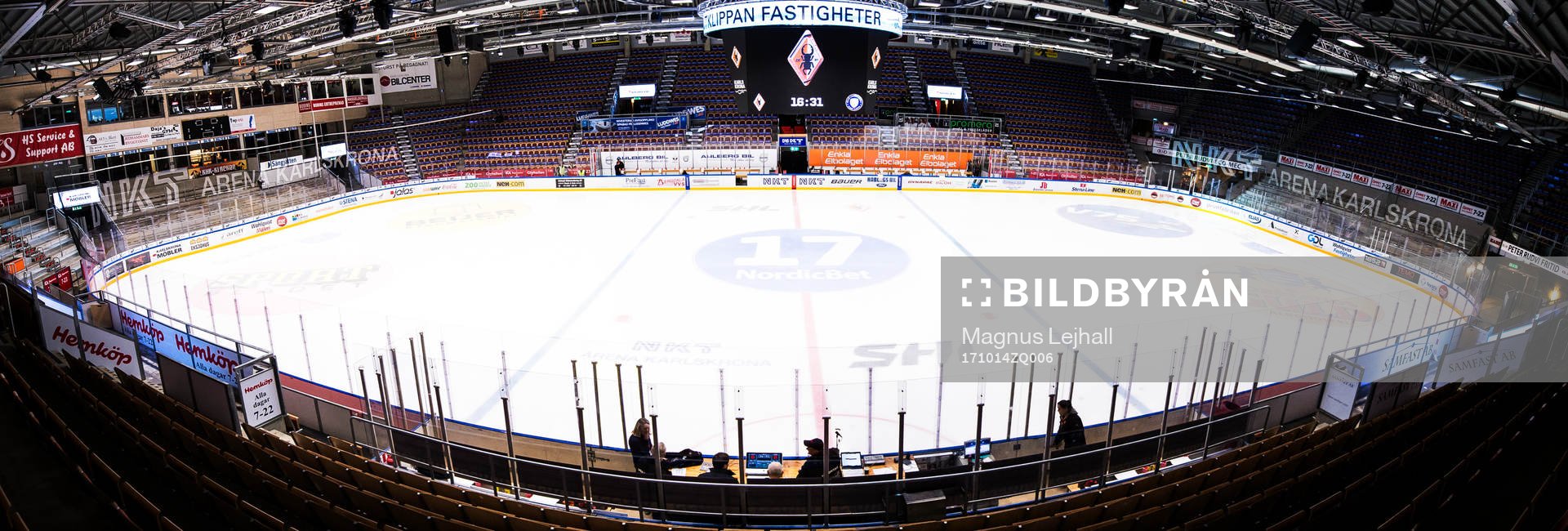 NKT arena invändigt innan ishockeymatchen i SHL mellan