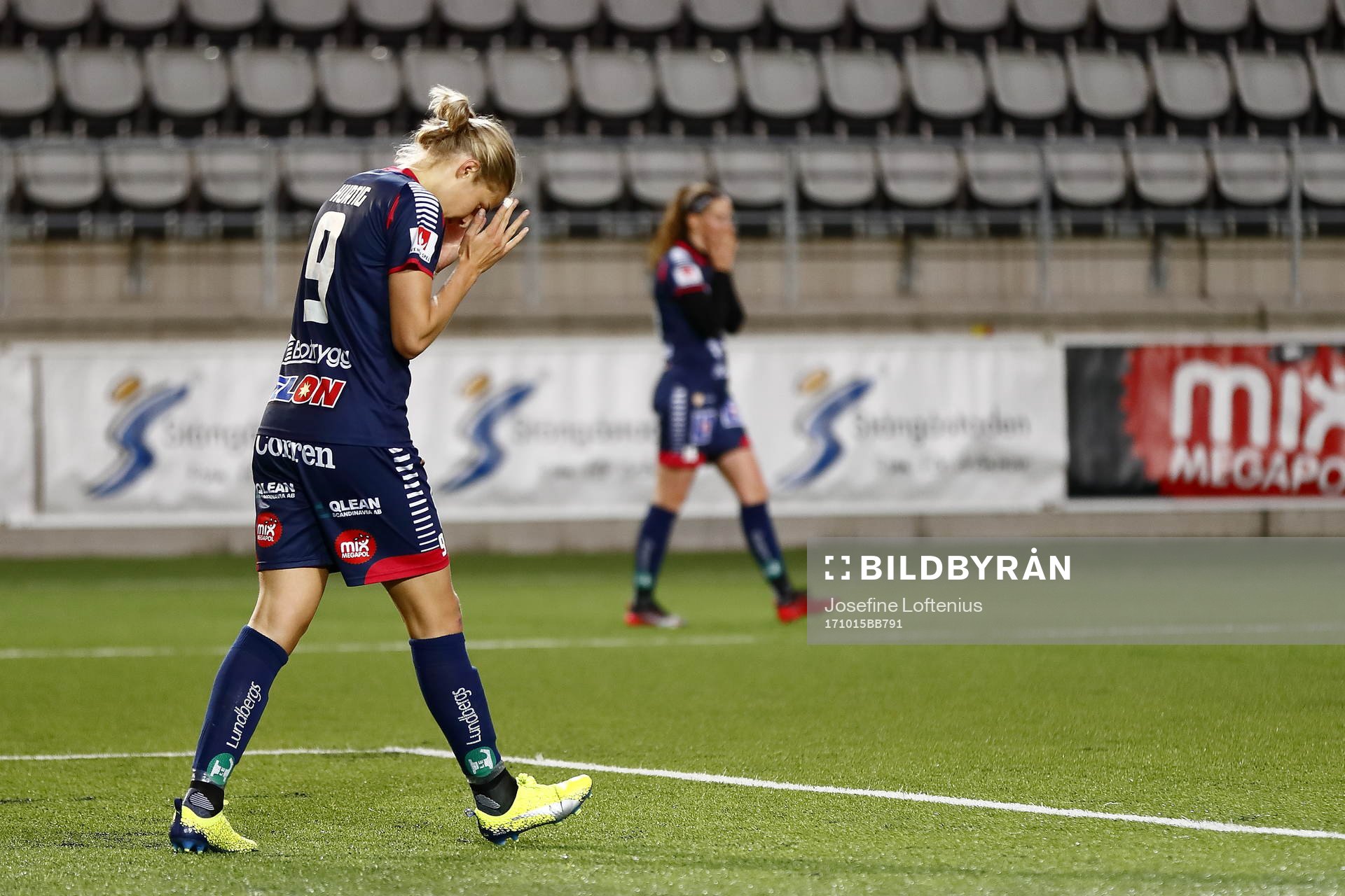 Linköpings Lina Hurtig reagerar