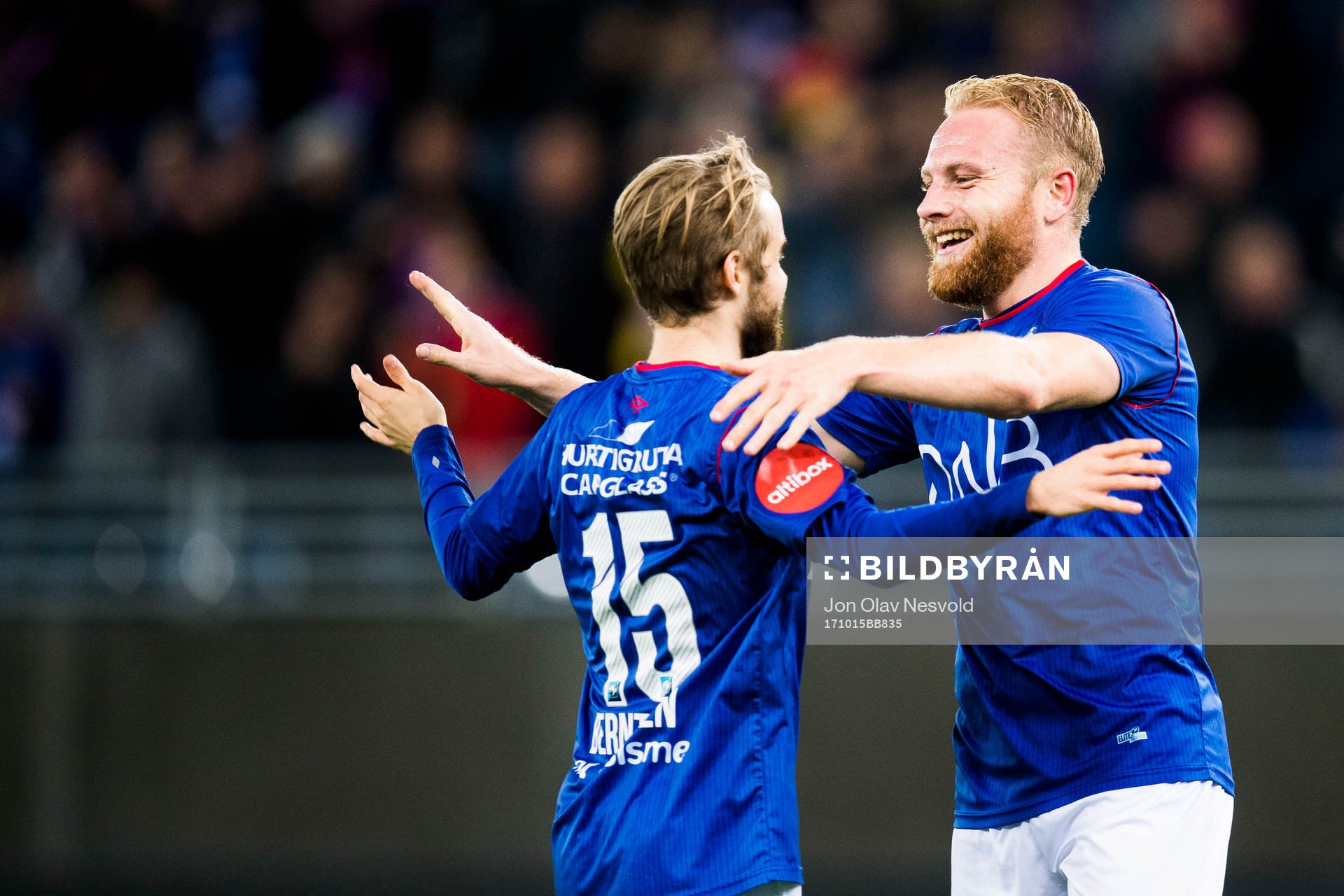 Daniel Mikal Aas Berntsen and Henrik Kjelsrud Johansen of Vålerenga celebrate 5-1 during the Eliteserien match between Vålerenga and Aalesund on October 15, 2017 in Oslo.