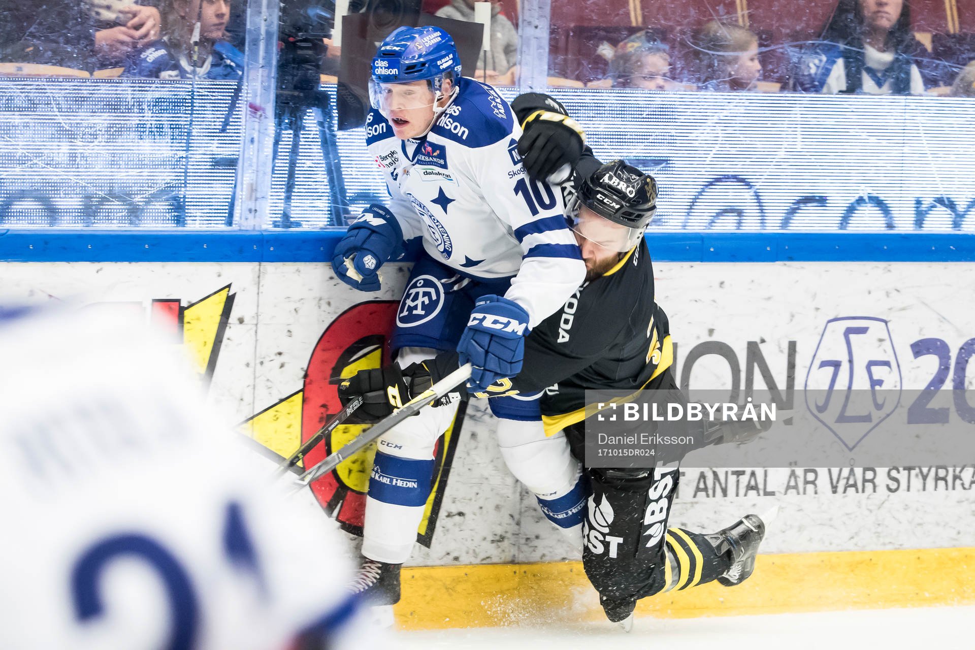 s Christian Sandberg  i ishockeymatchen i Hockeyallsvenskan