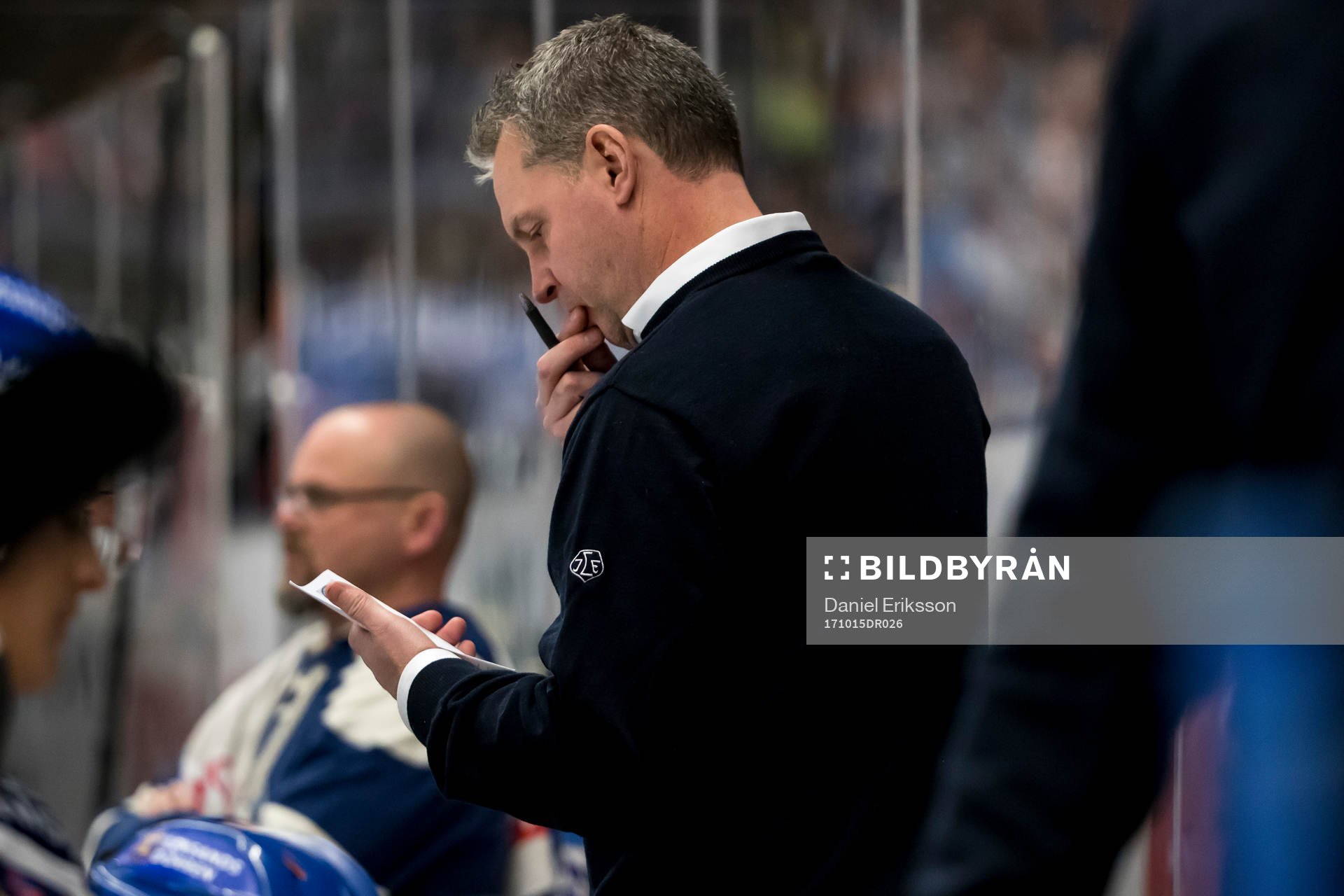 Leksands tränare Jens Nielsen i ishockeymatchen i