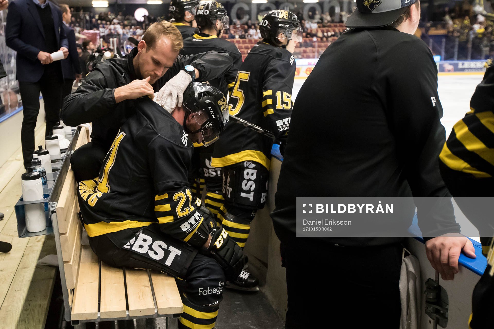 s Christian Sandberg får is på nacken