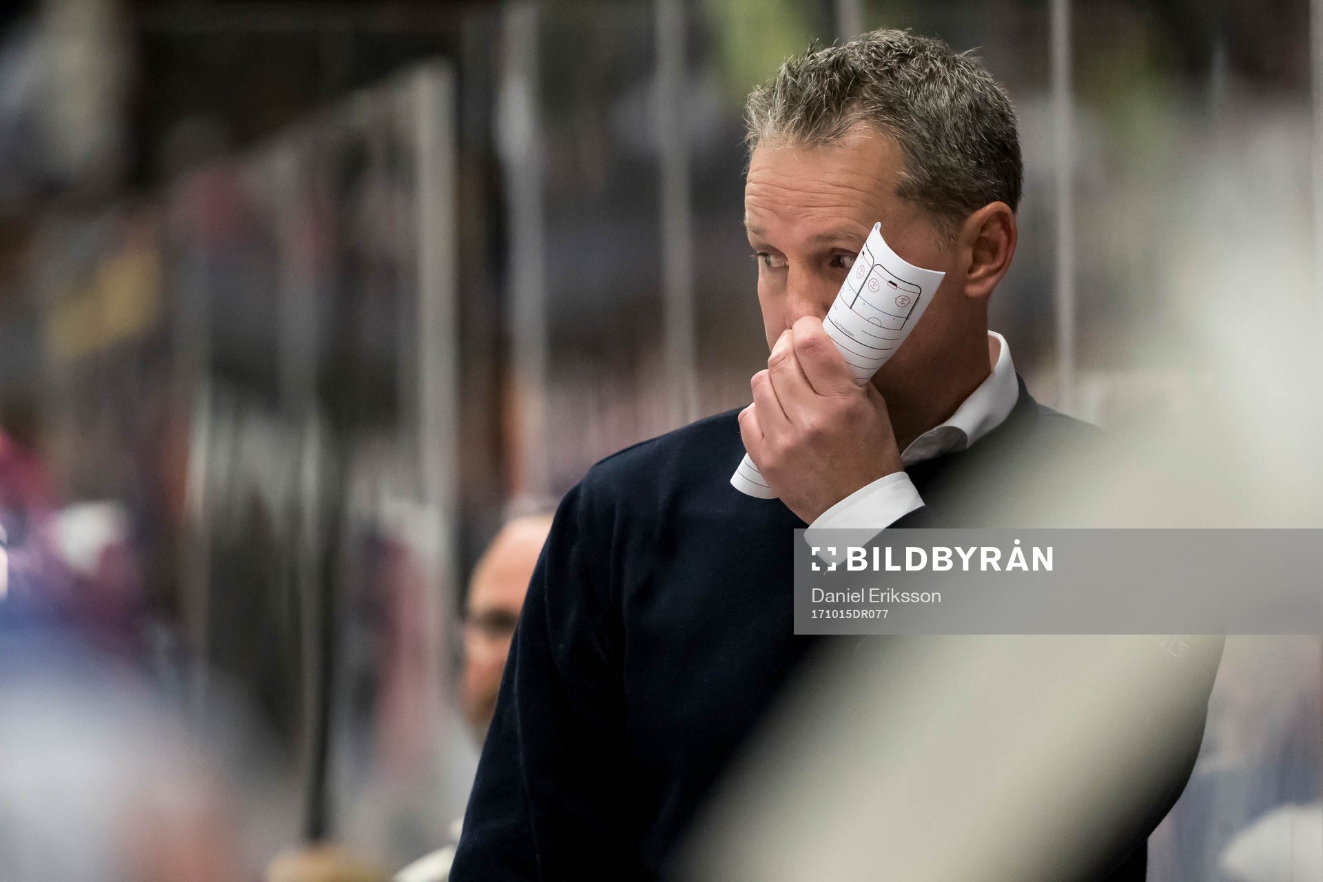 Leksands tränare Jens Nielsen i ishockeymatchen i