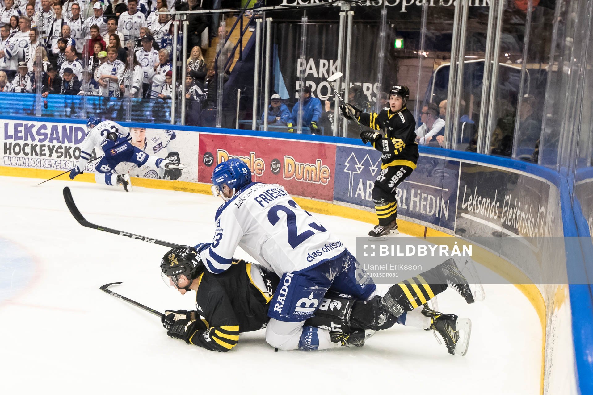 s Filip Windlert  i ishockeymatchen i Hockeyallsvenskan