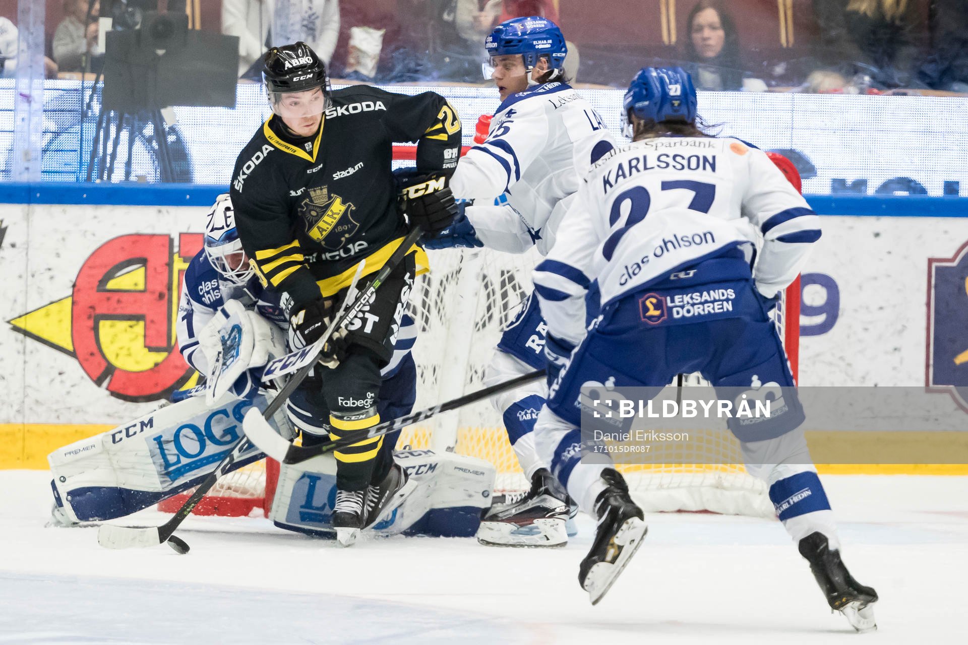 s Jesper Fröden framför Leksands målvakt Tex Williamsson