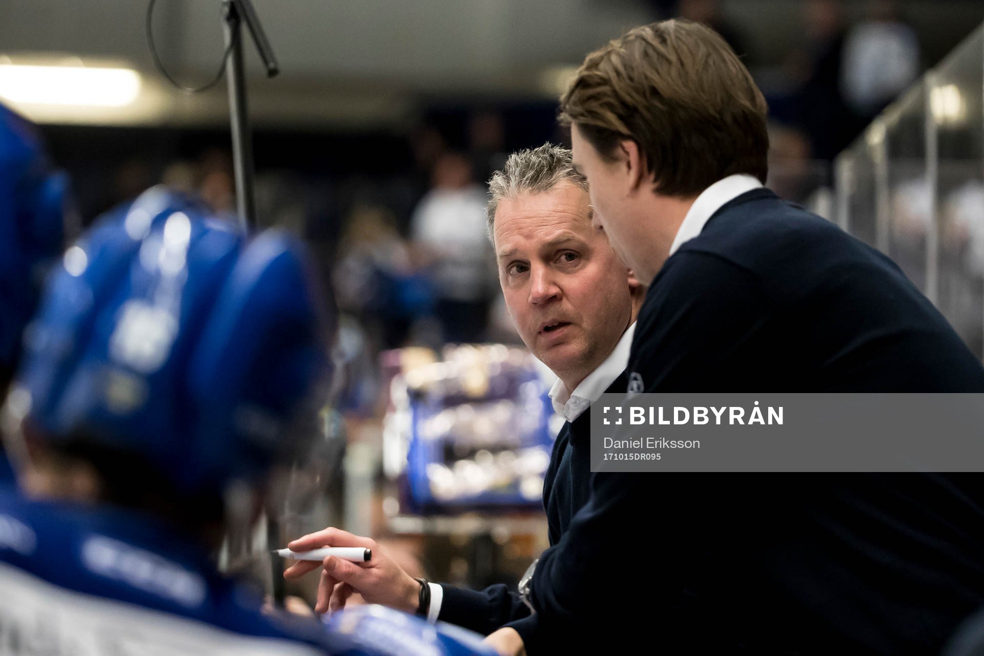 Leksands tränare Jens Nielsen i ishockeymatchen i