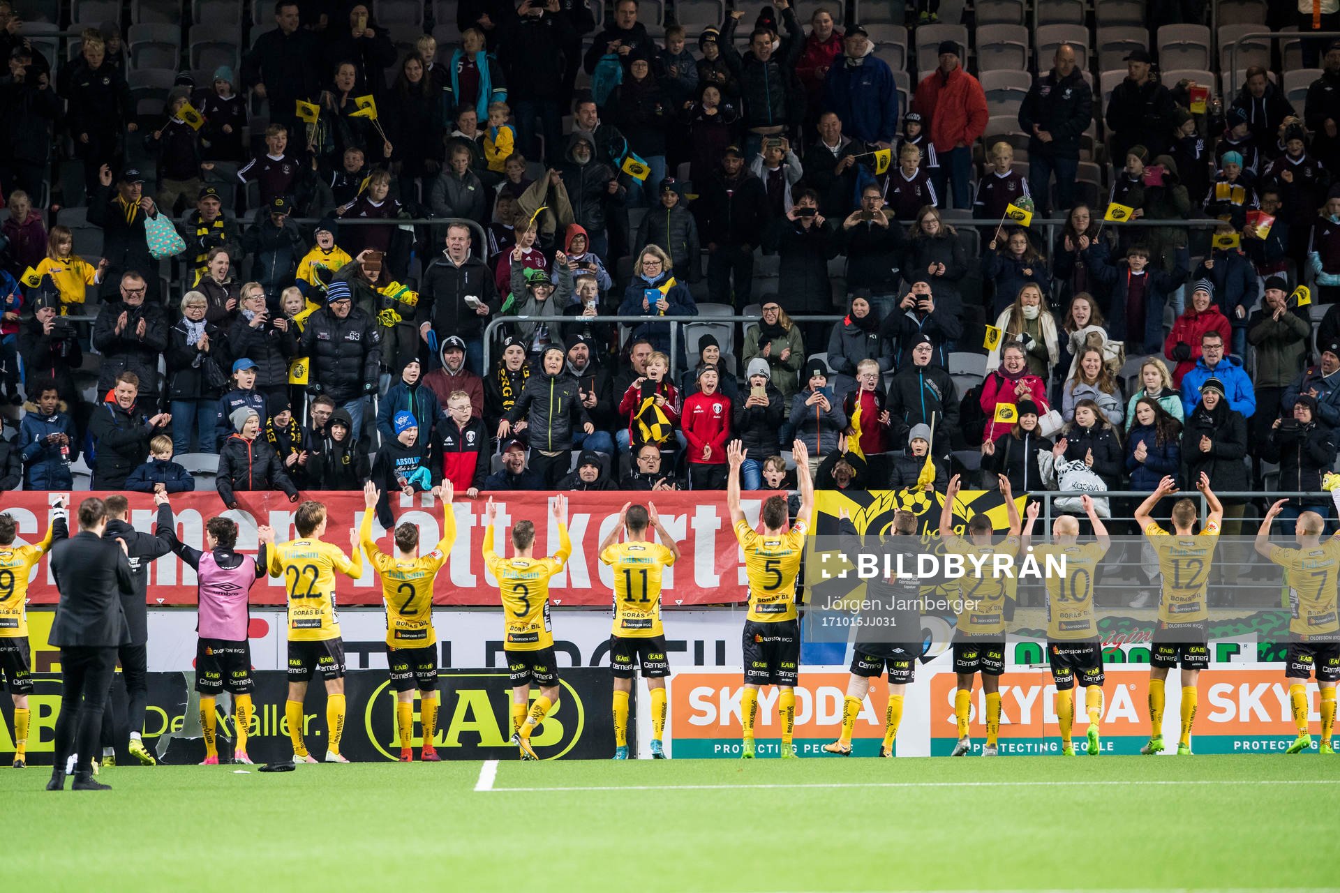Elfsborgs spelare tackar publiken