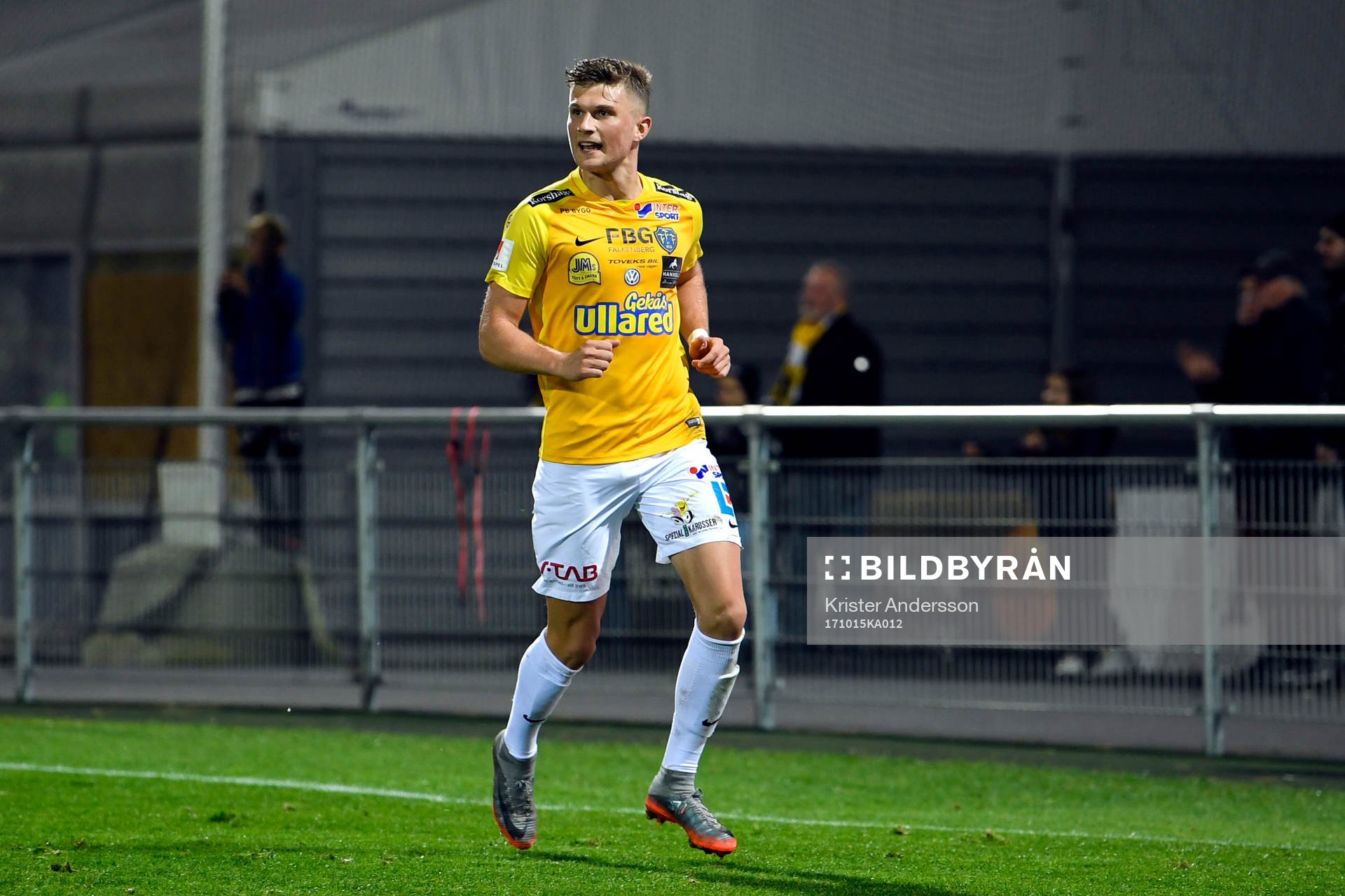 Falkenbergs Erik Pärsson jublar