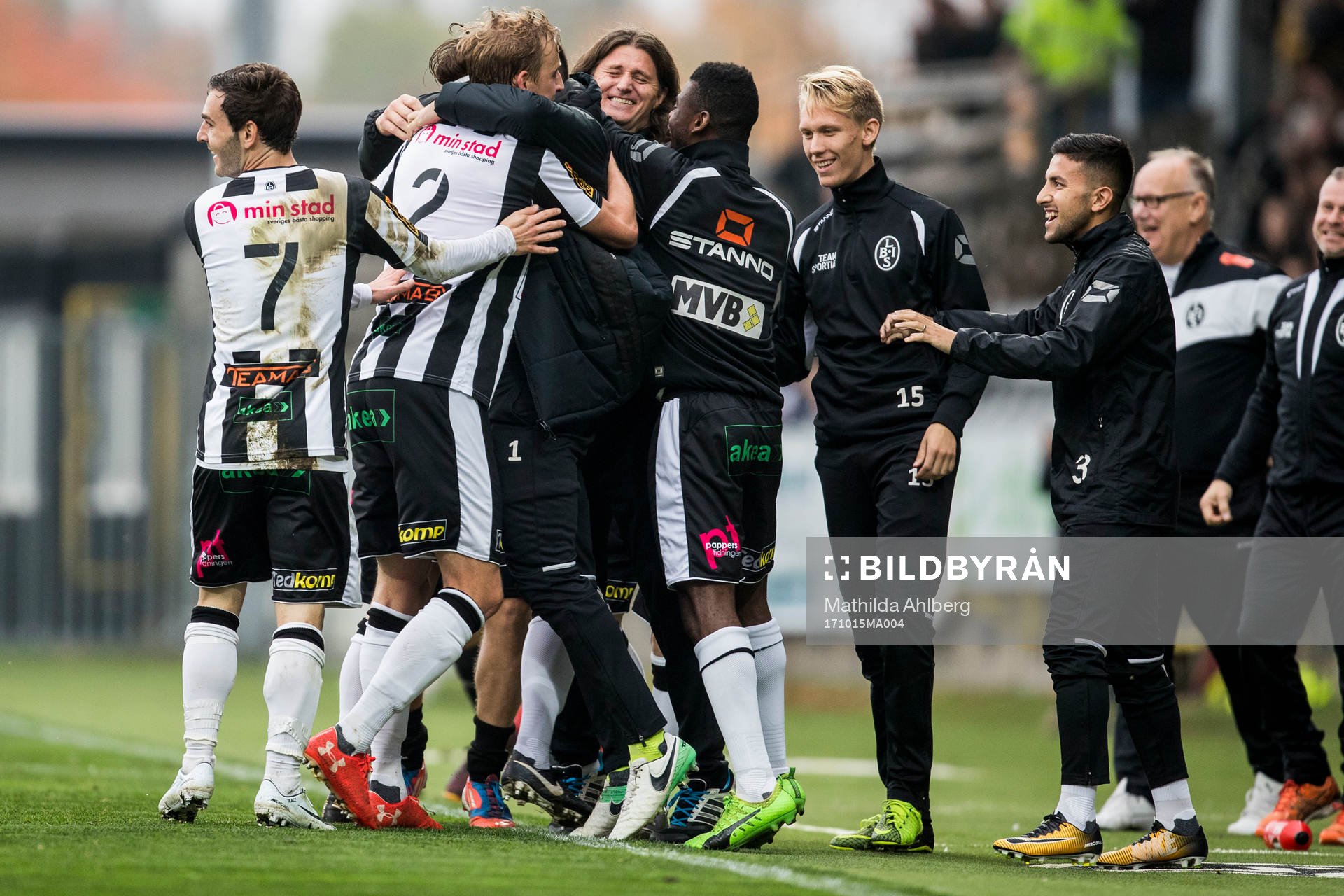 Landskronas spelare jublar