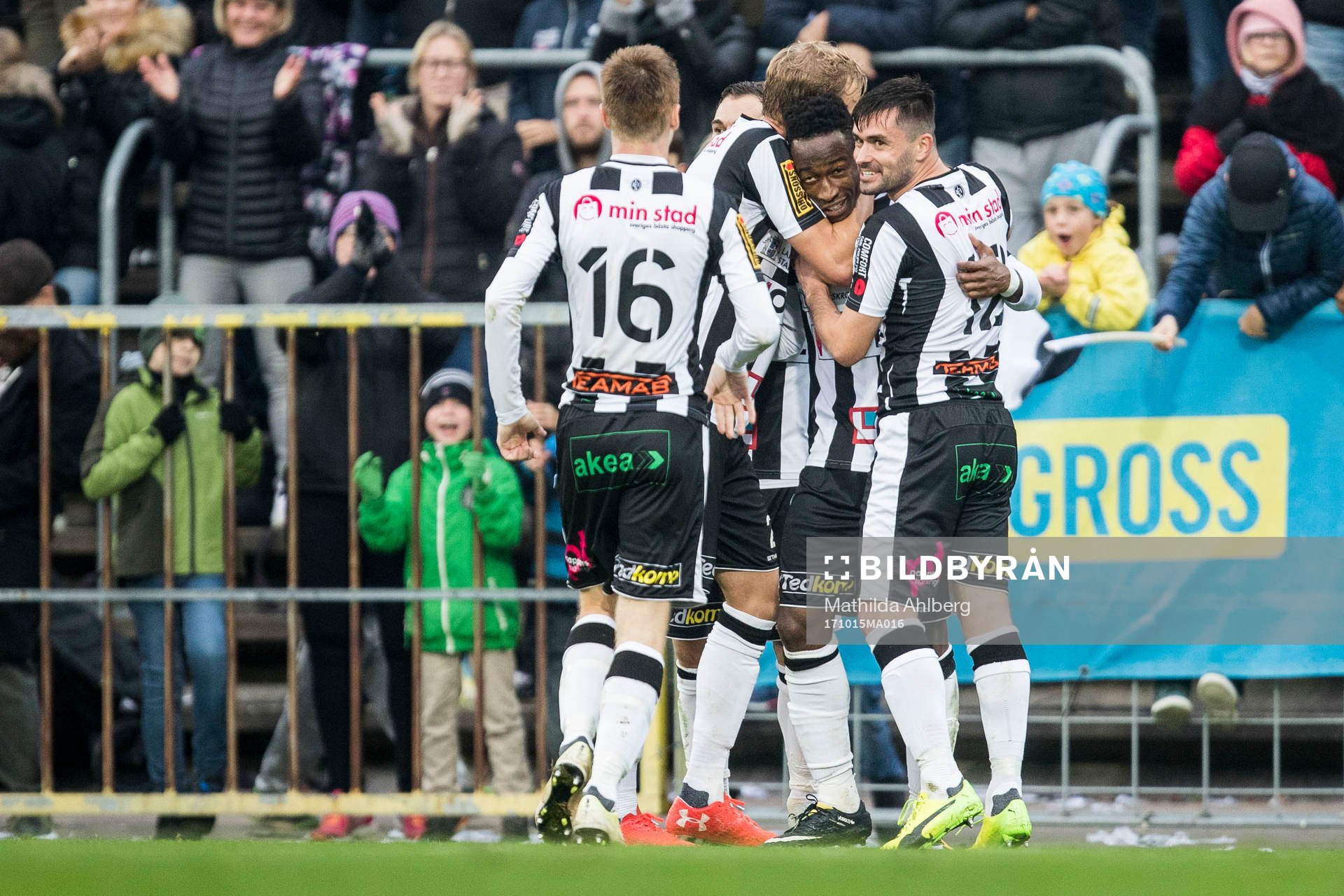 Landskronas spelare jublar