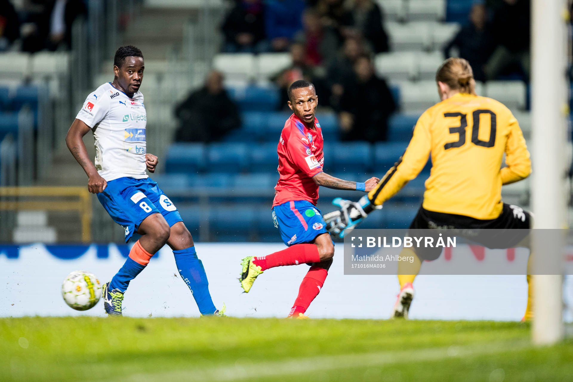 Värnamos Archford Gutu och Helsingborgs Bradley Surprise