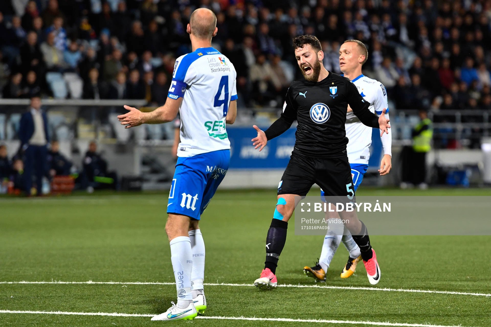 Malmö FFs Erdal Rakip deppar