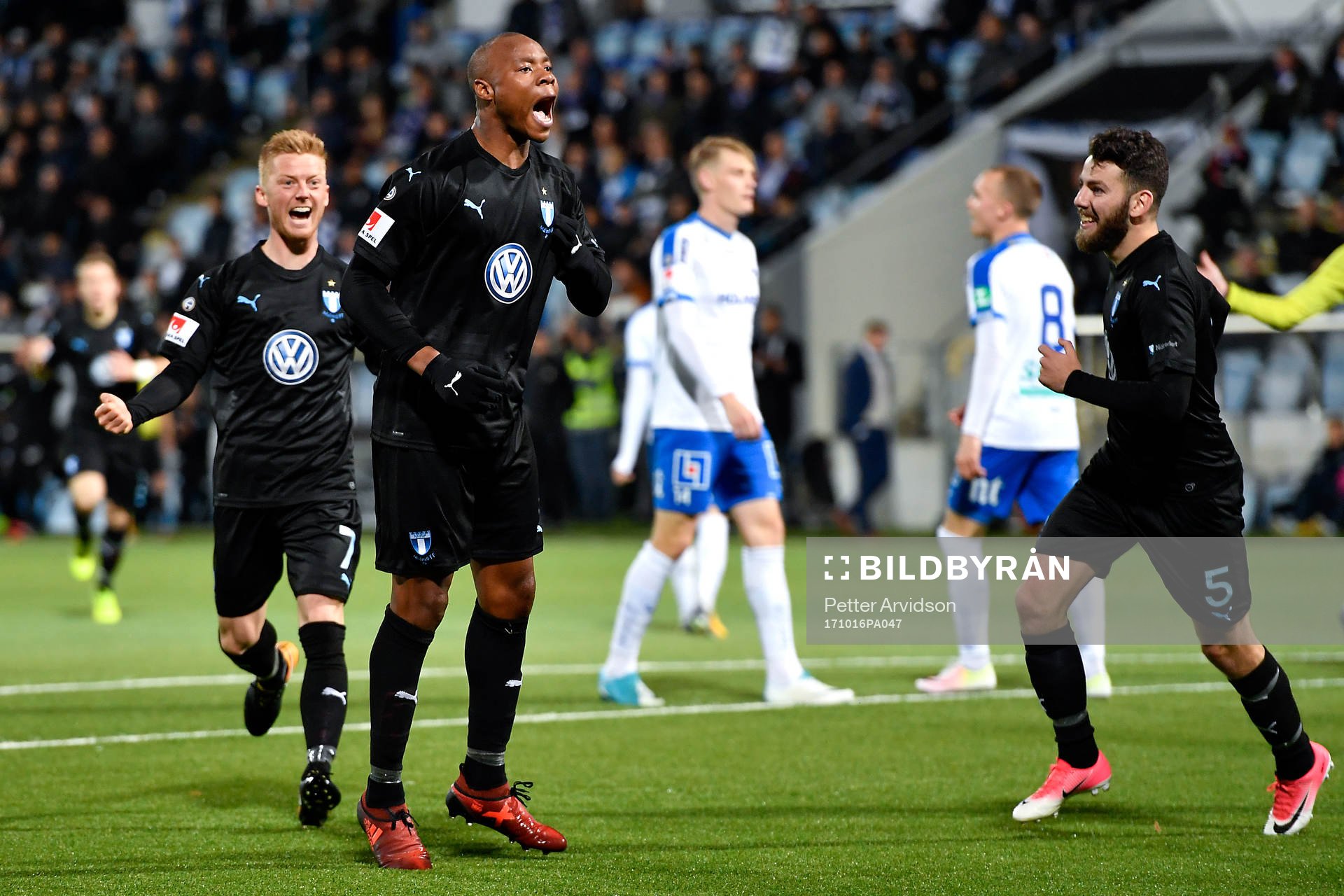 Malmö FFs Carlos Strandberg jublar